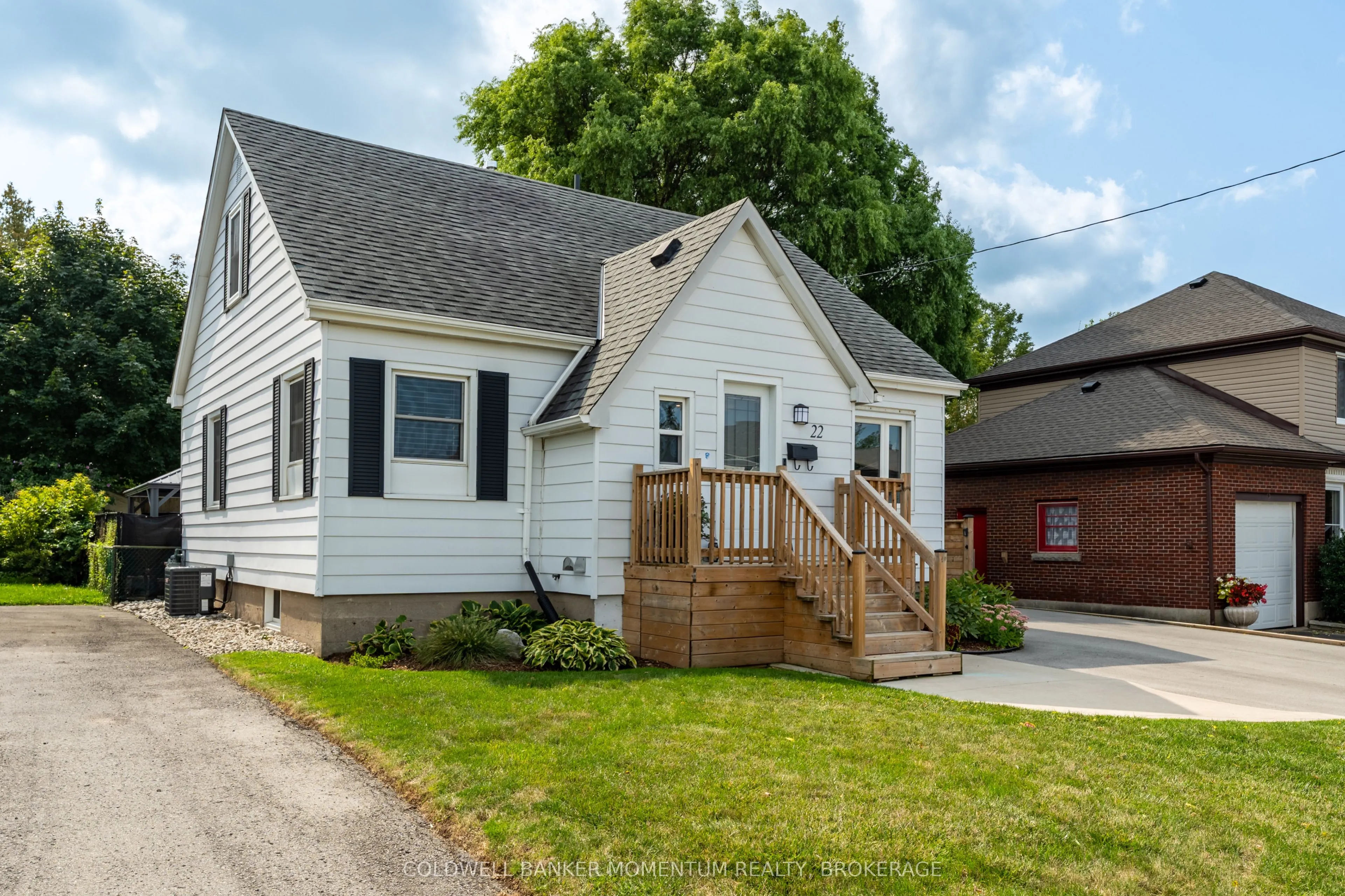 22 Fairburn Avenue