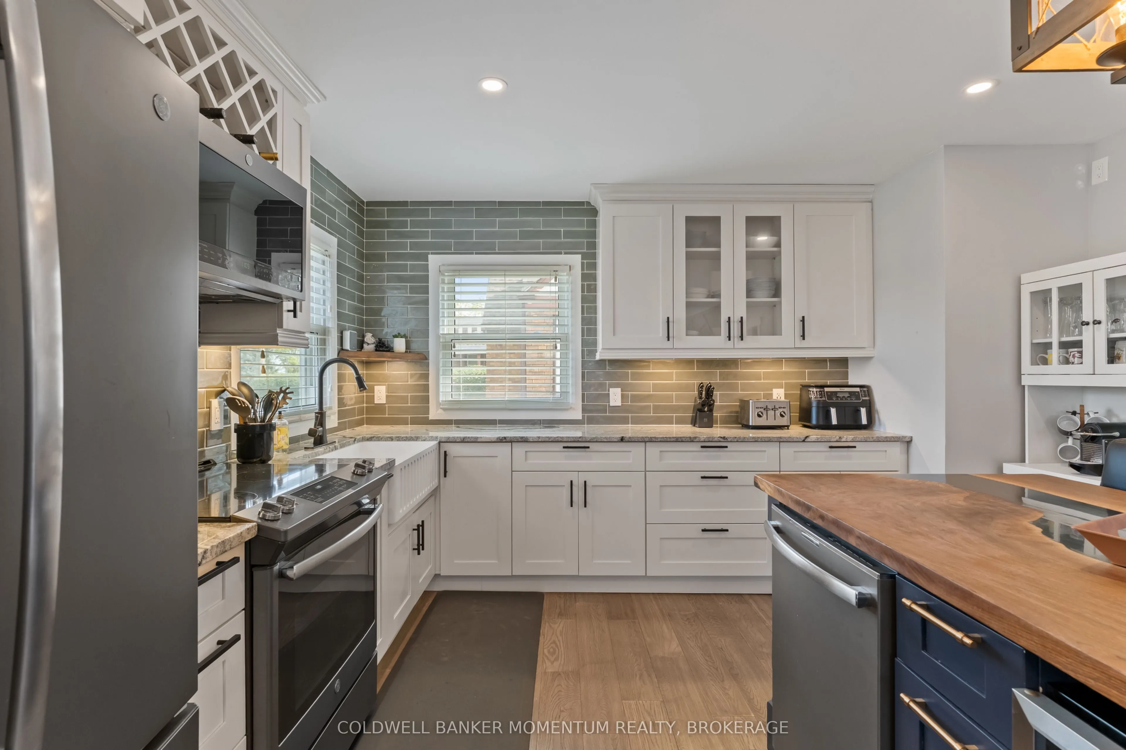 22 Fairburn Avenue