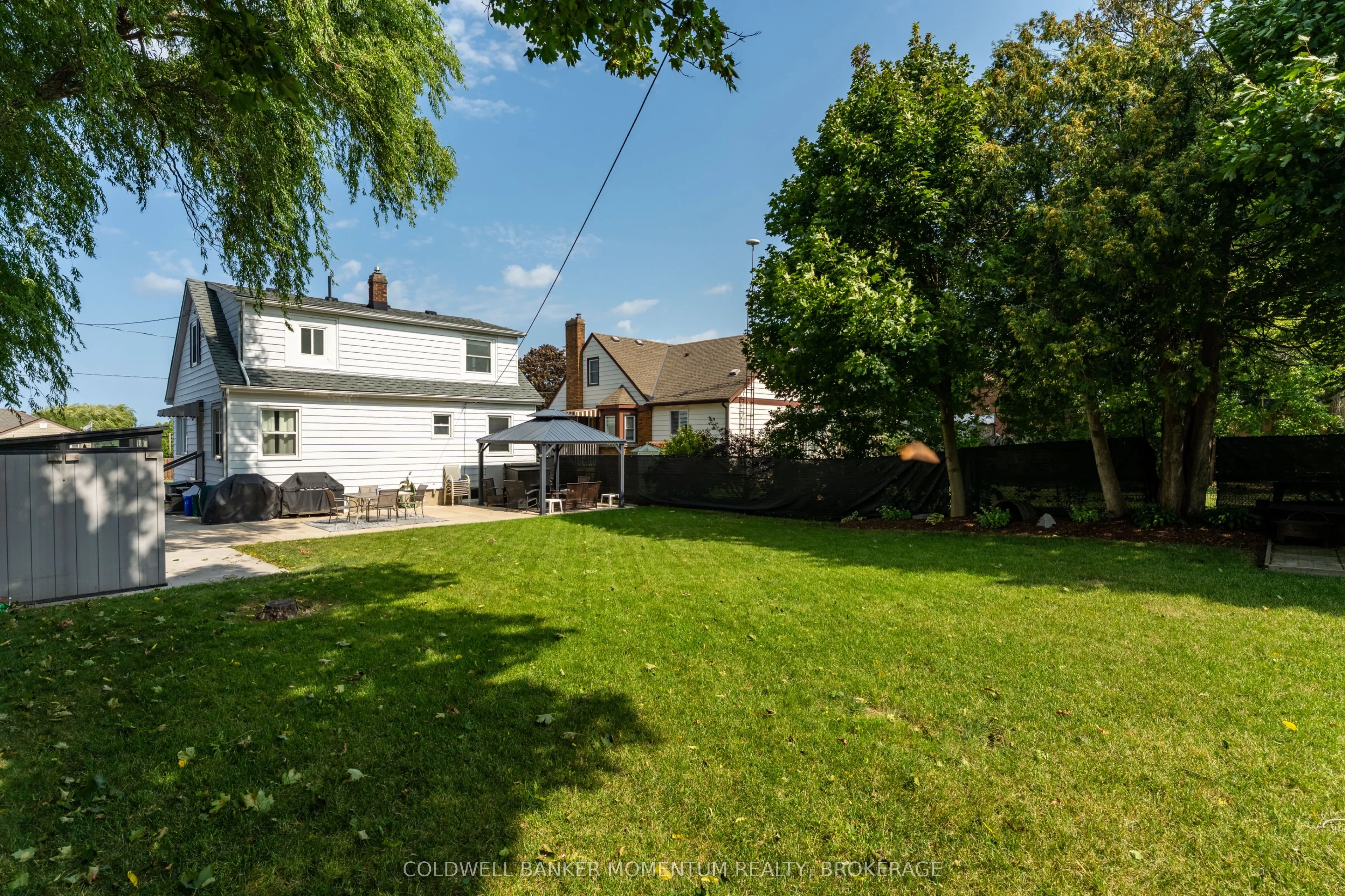 22 Fairburn Avenue