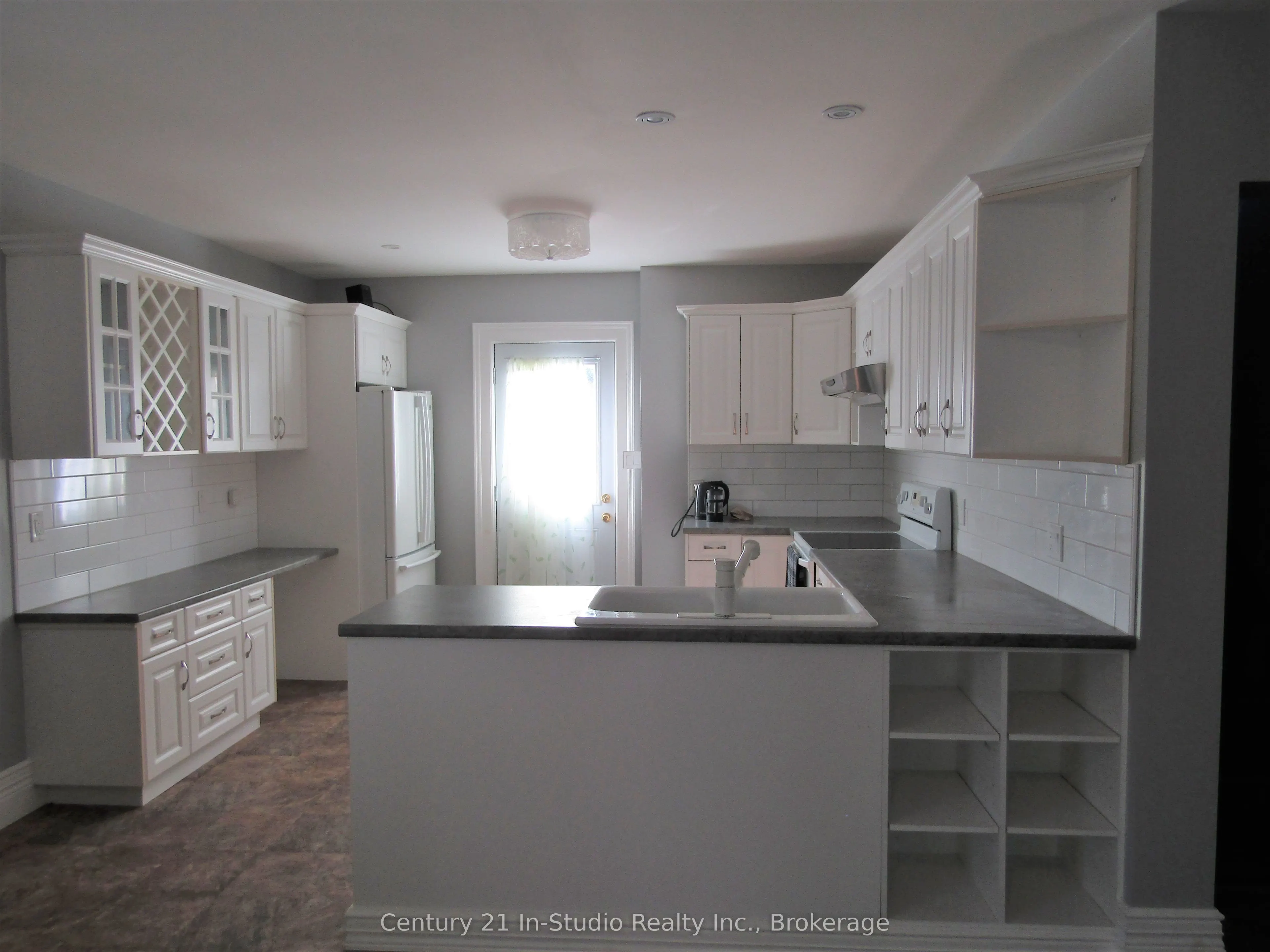 316 Centre Street, #B