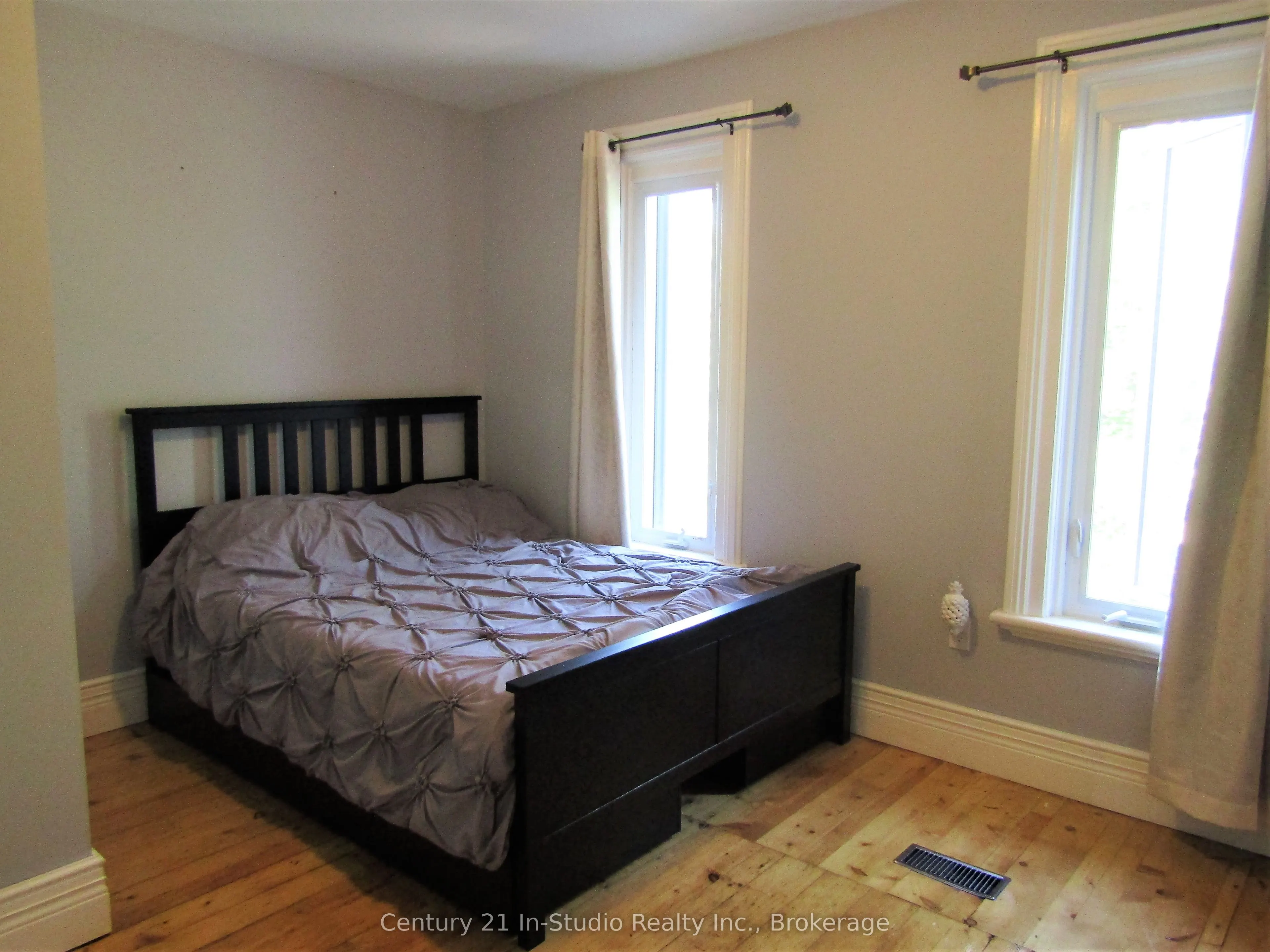 316 Centre Street, #B