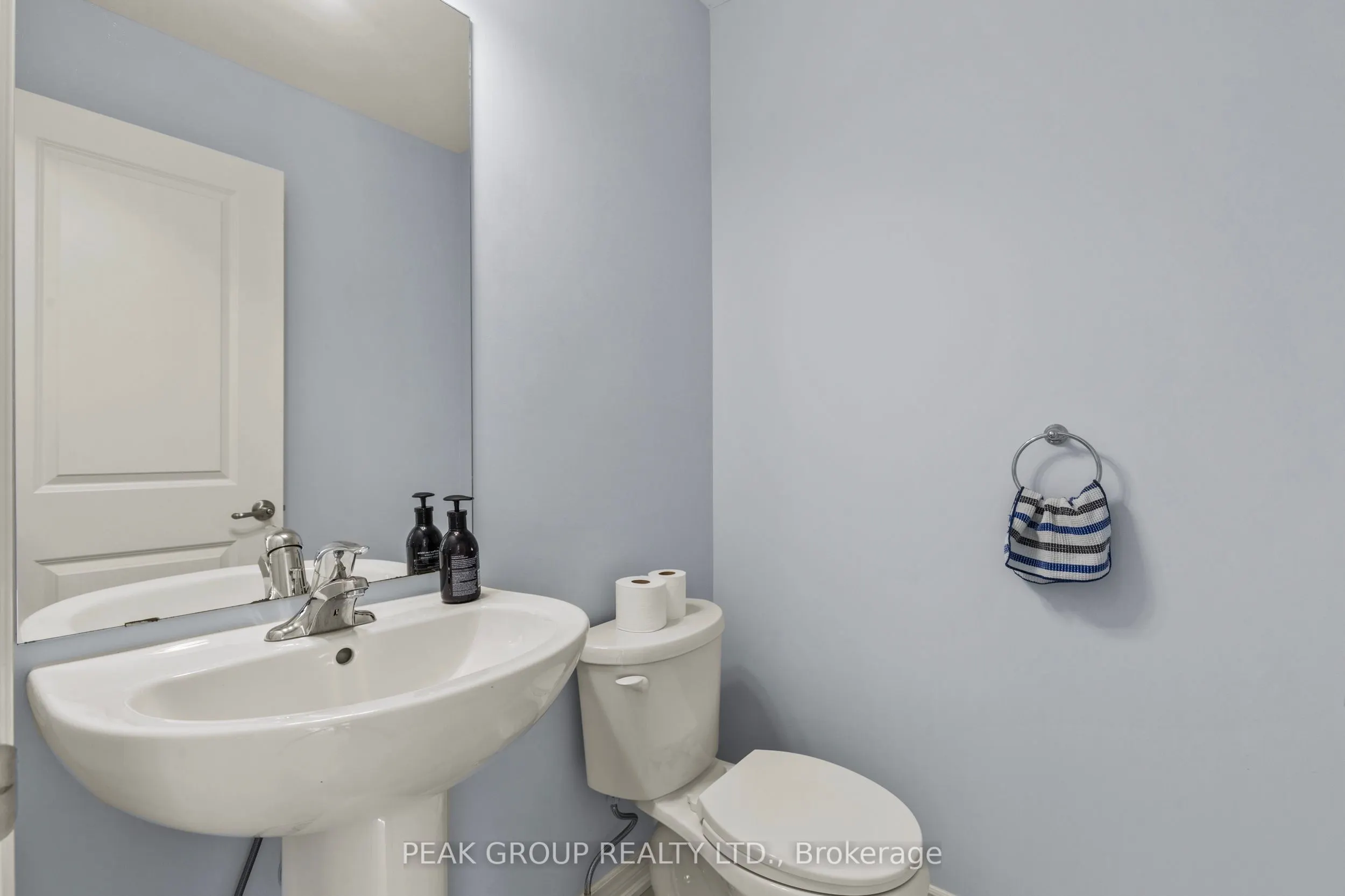 7945 Oldfield Road, #13