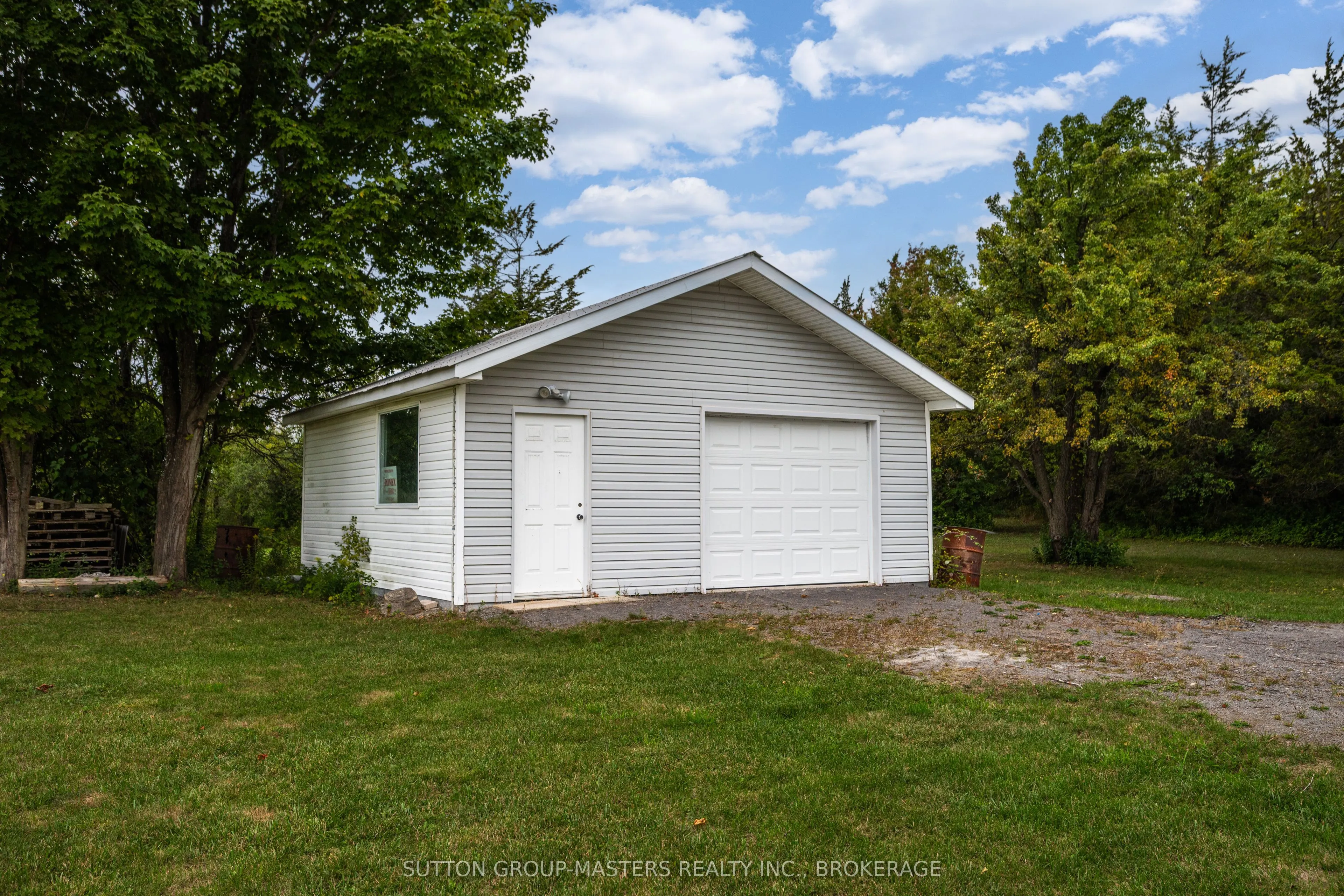 931 Powerline Road