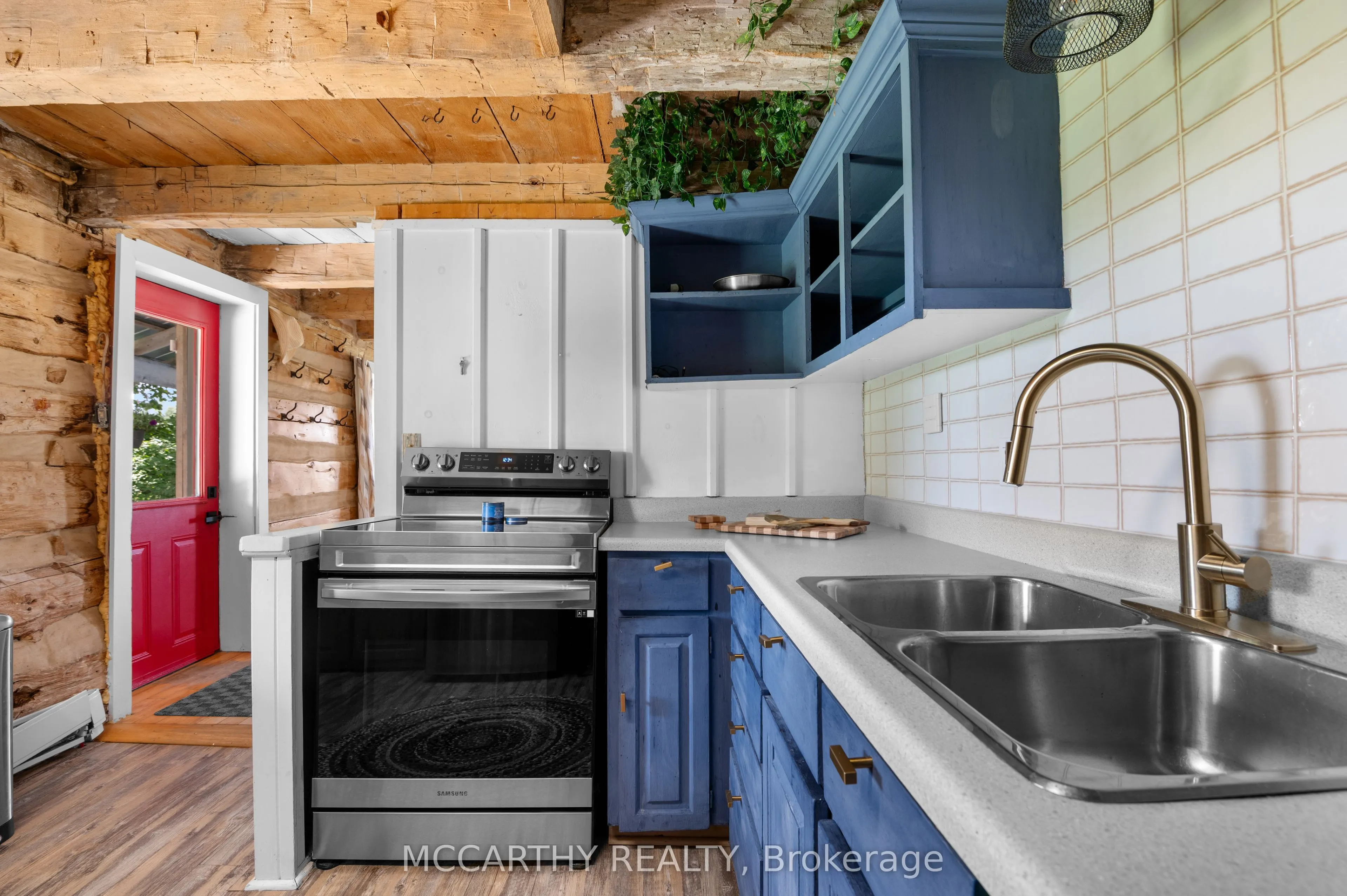 125795 Southgate Rd 12 Road