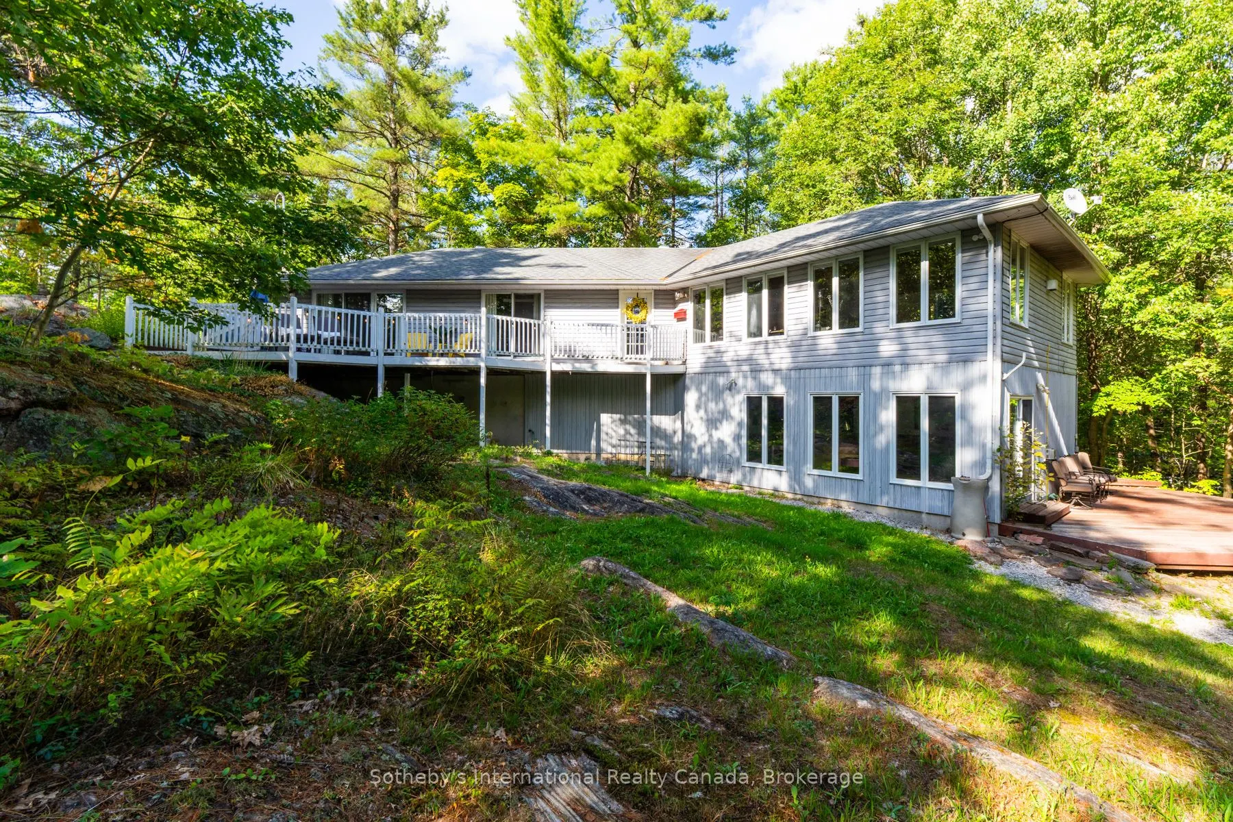 1060 North Kahshe Lake Road