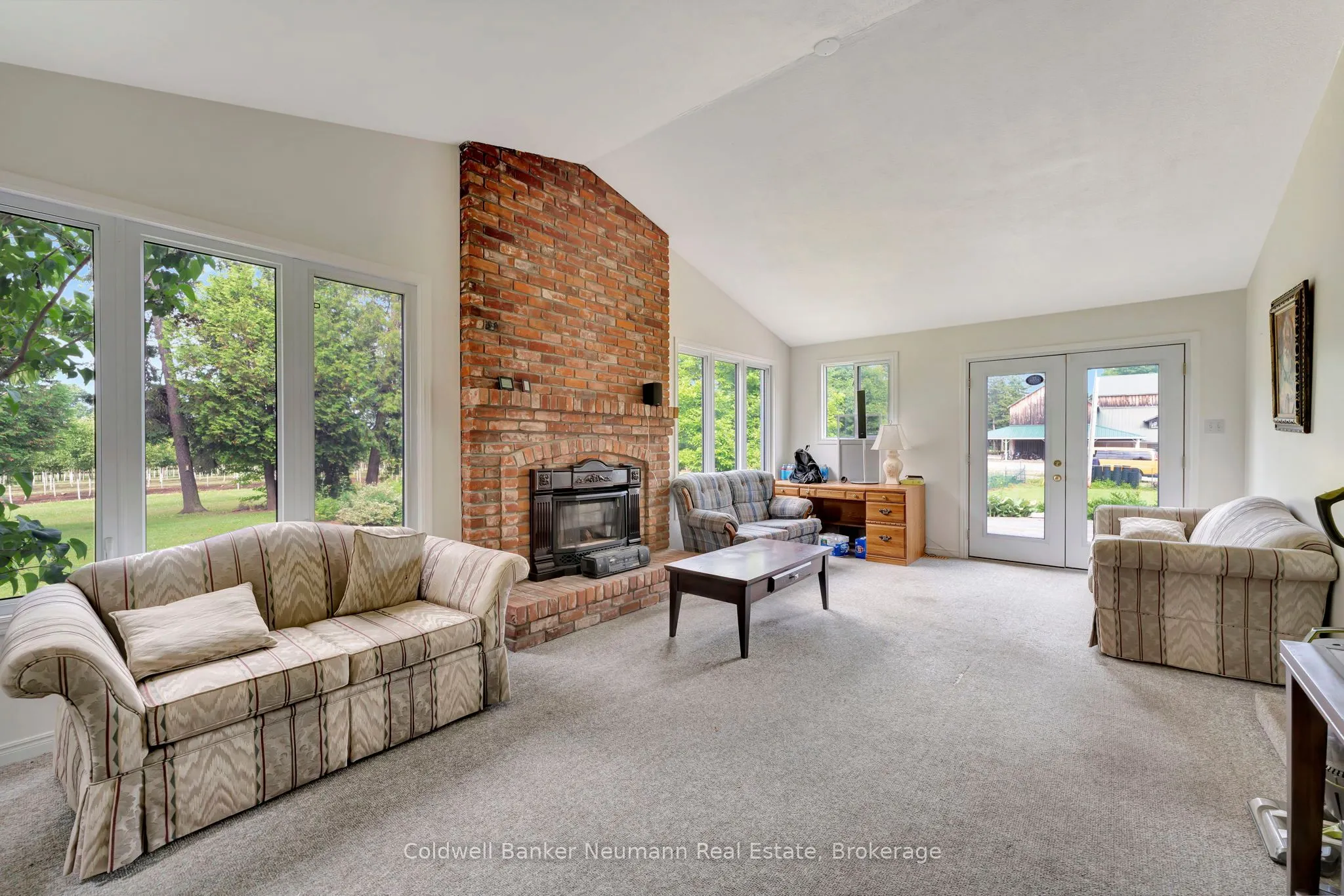 573 Parkside Drive