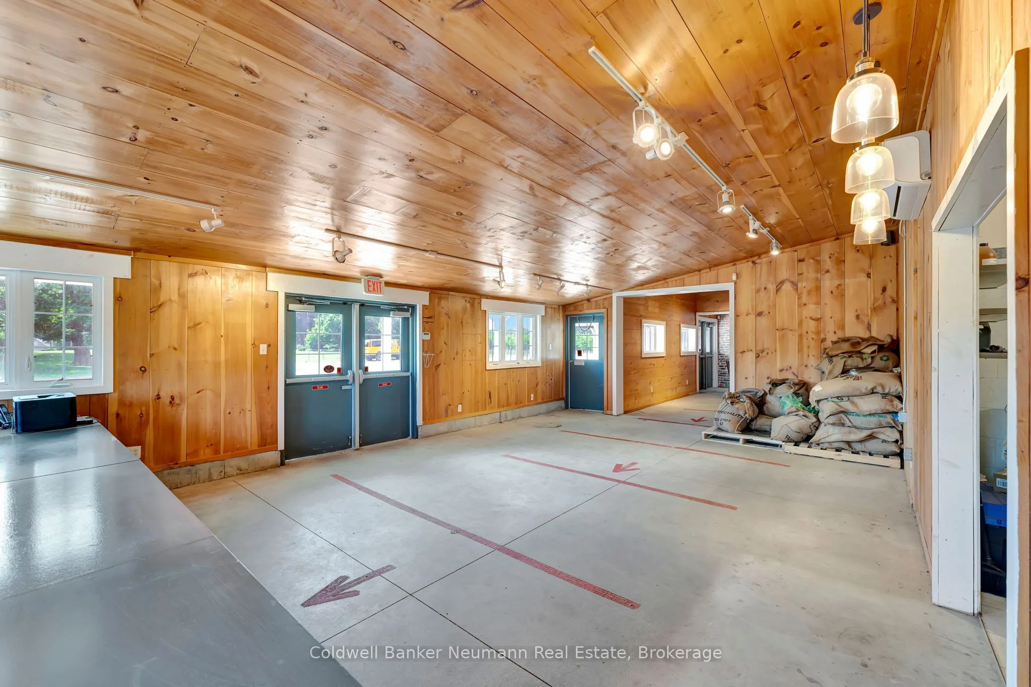 573 Parkside Drive