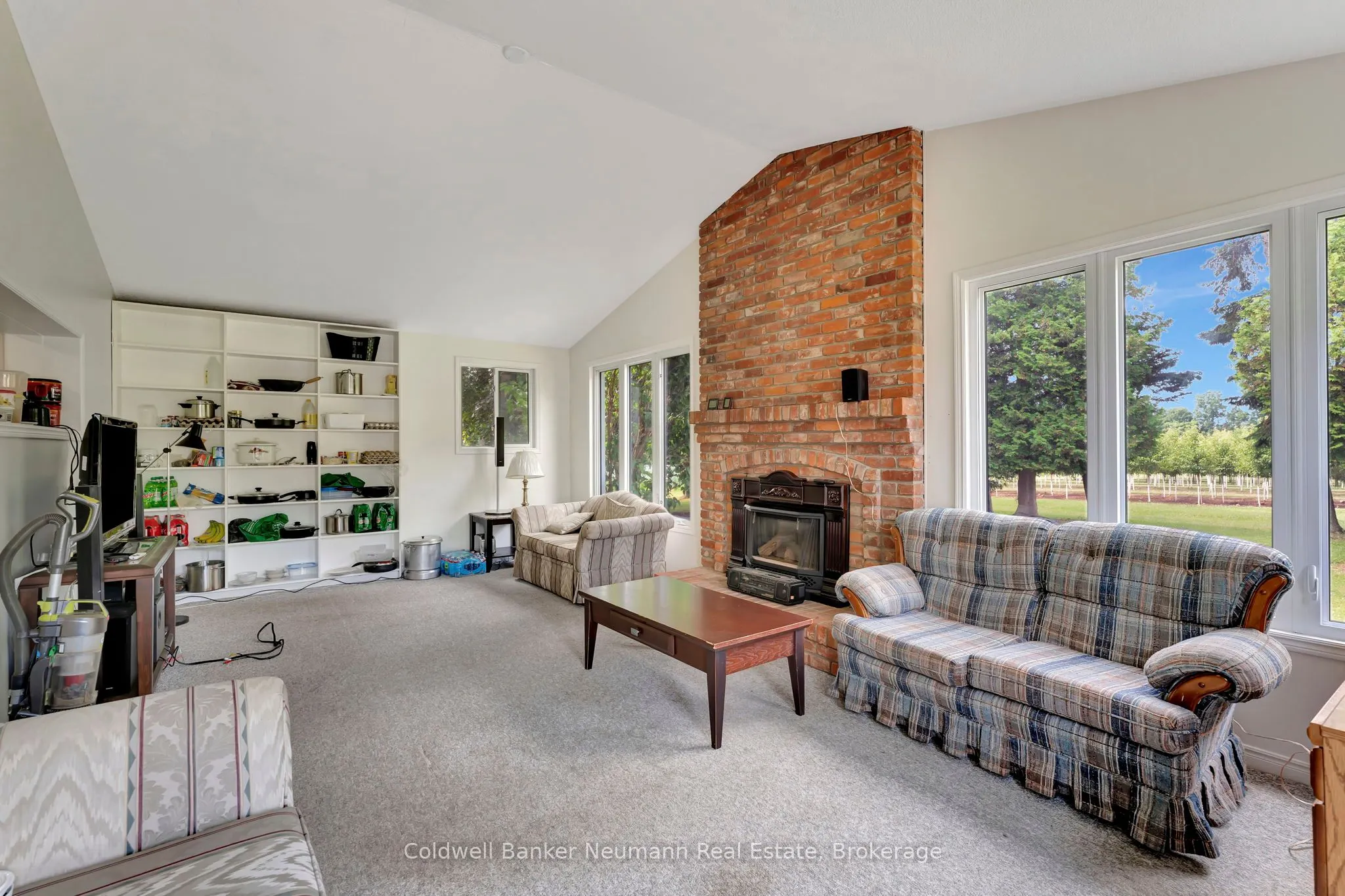 573 Parkside Drive