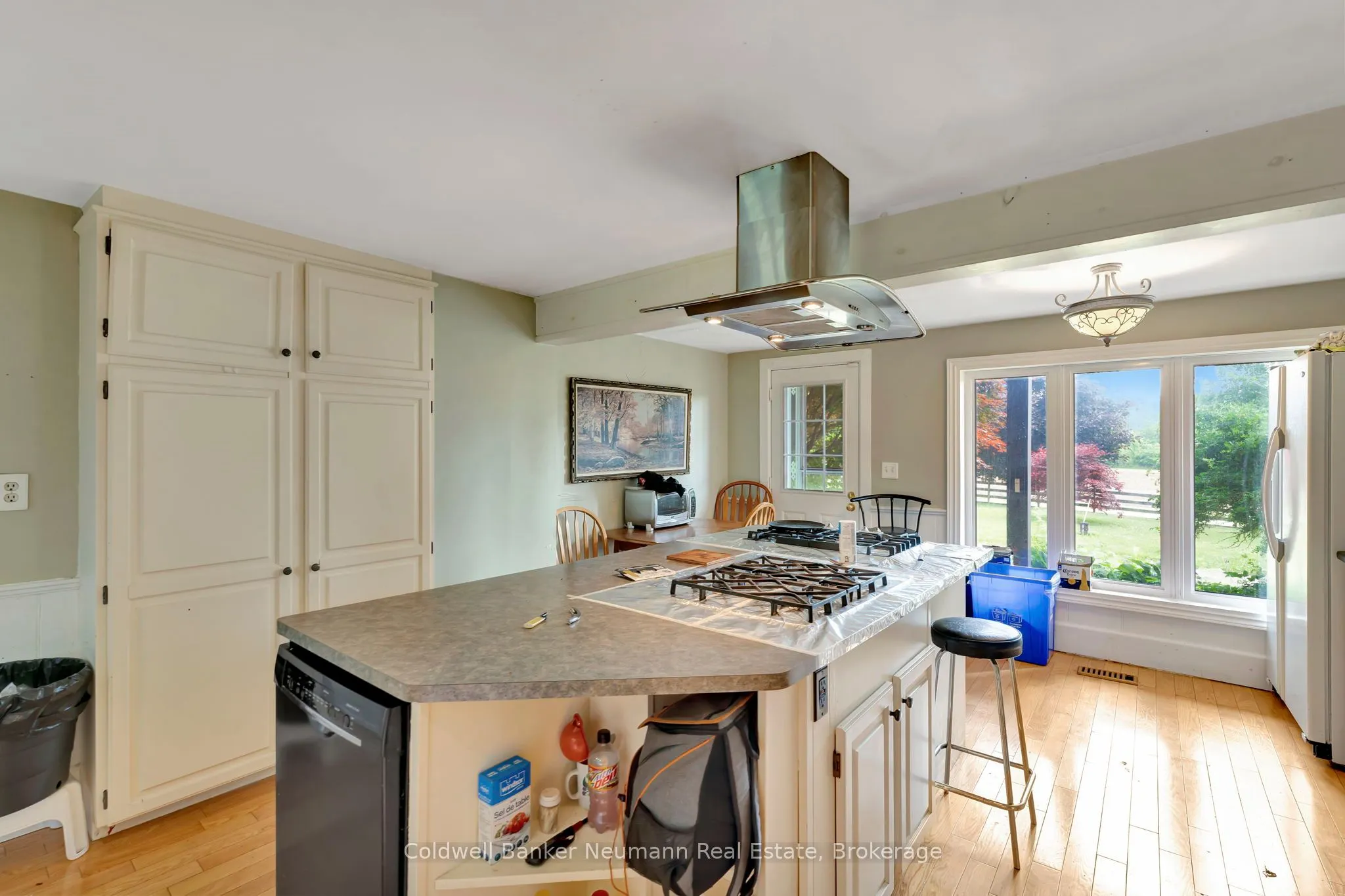 573 Parkside Drive