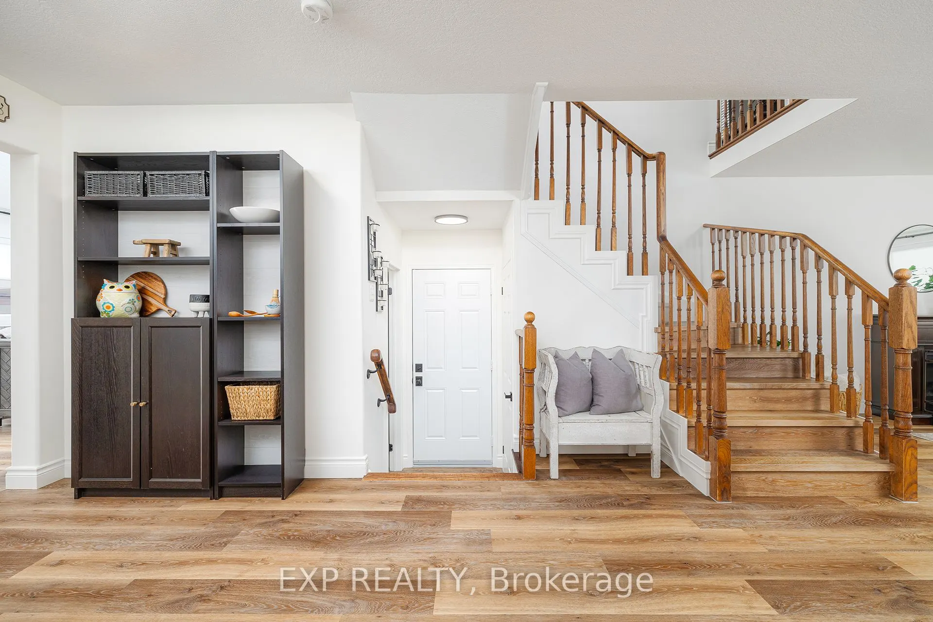 35 Hollinrake Avenue