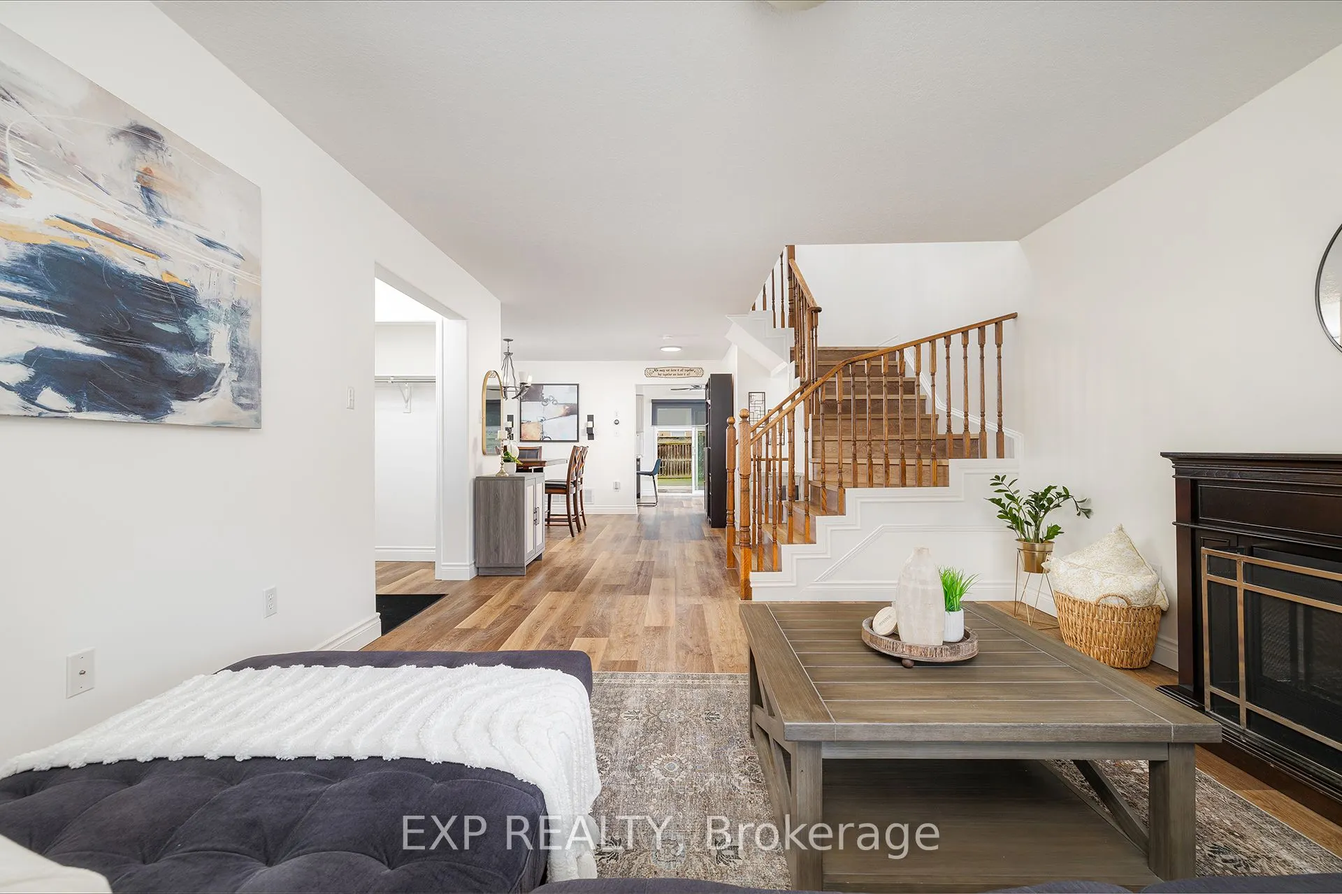 35 Hollinrake Avenue