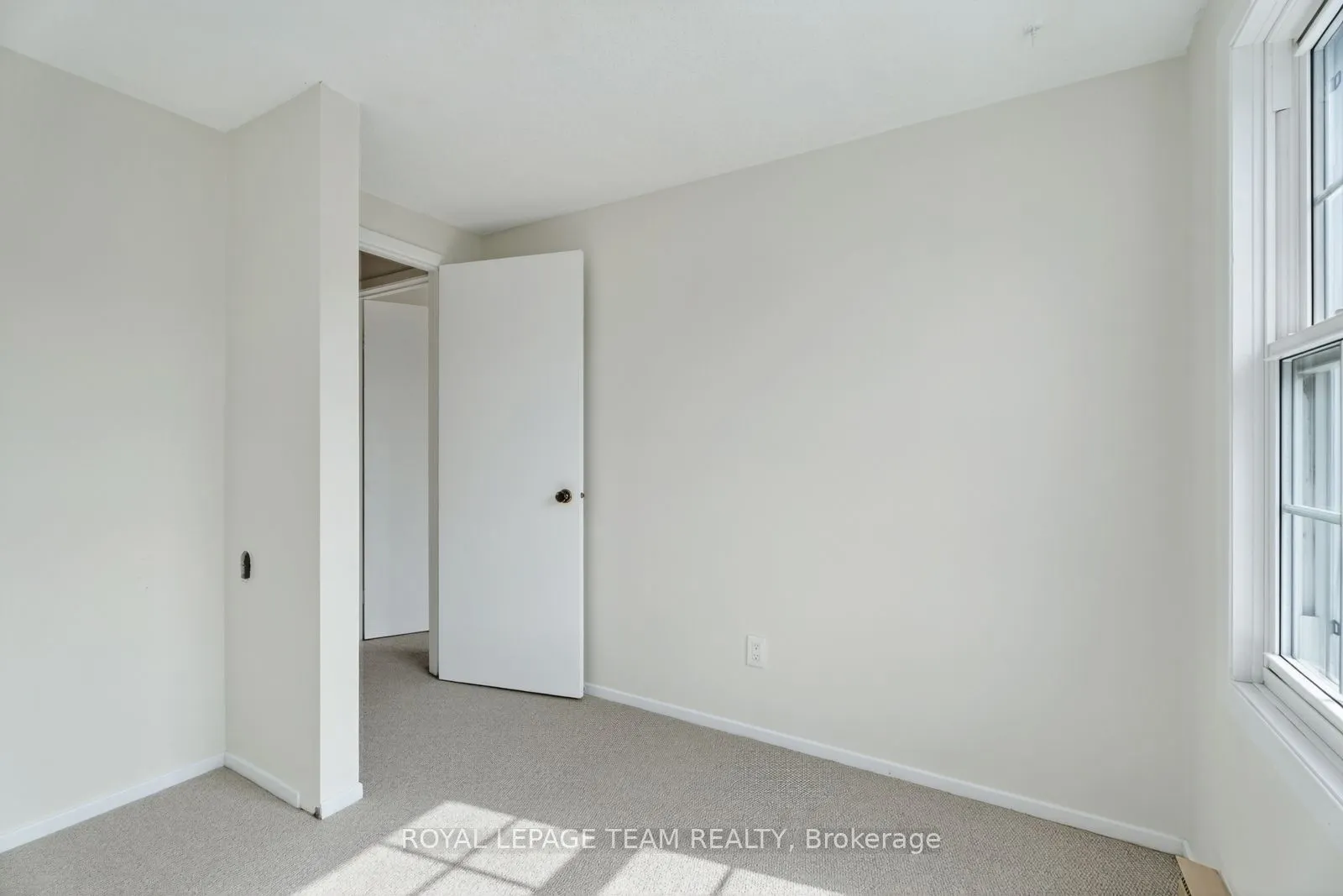 9 Moorside Private, #30