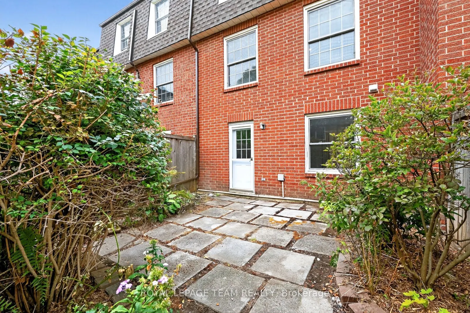 9 Moorside Private, #30