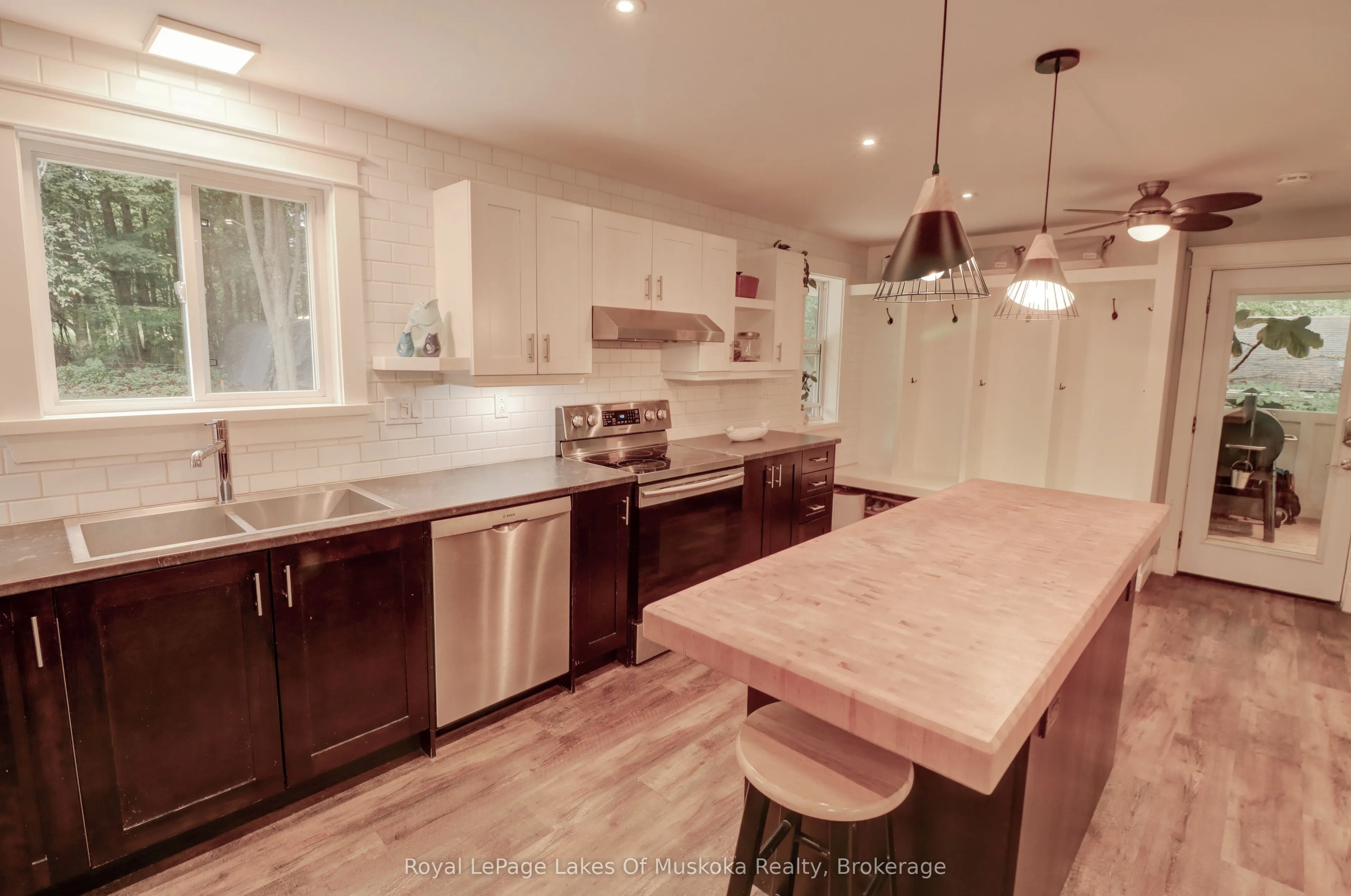 38 Florence Street W