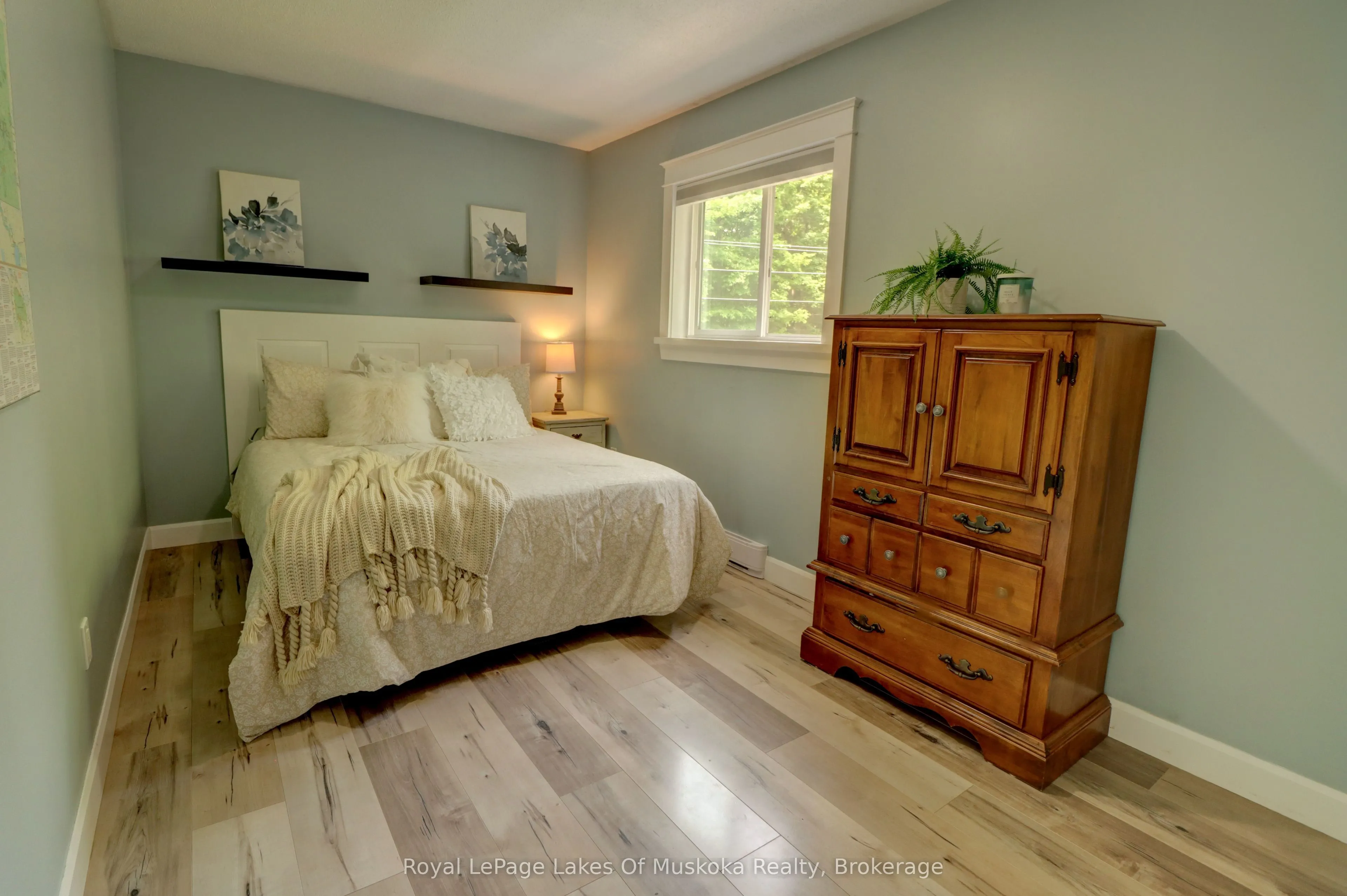 38 Florence Street W