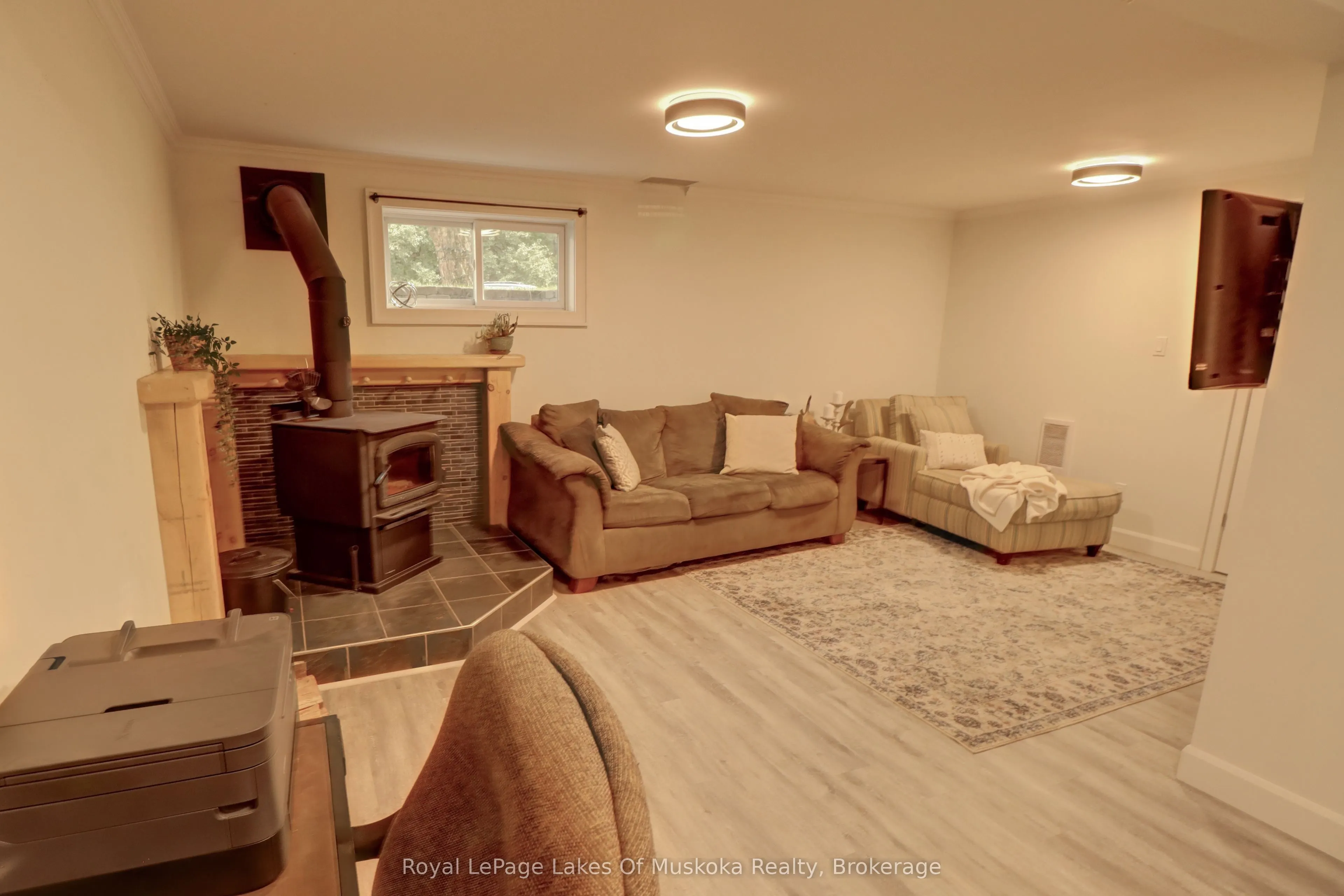38 Florence Street W