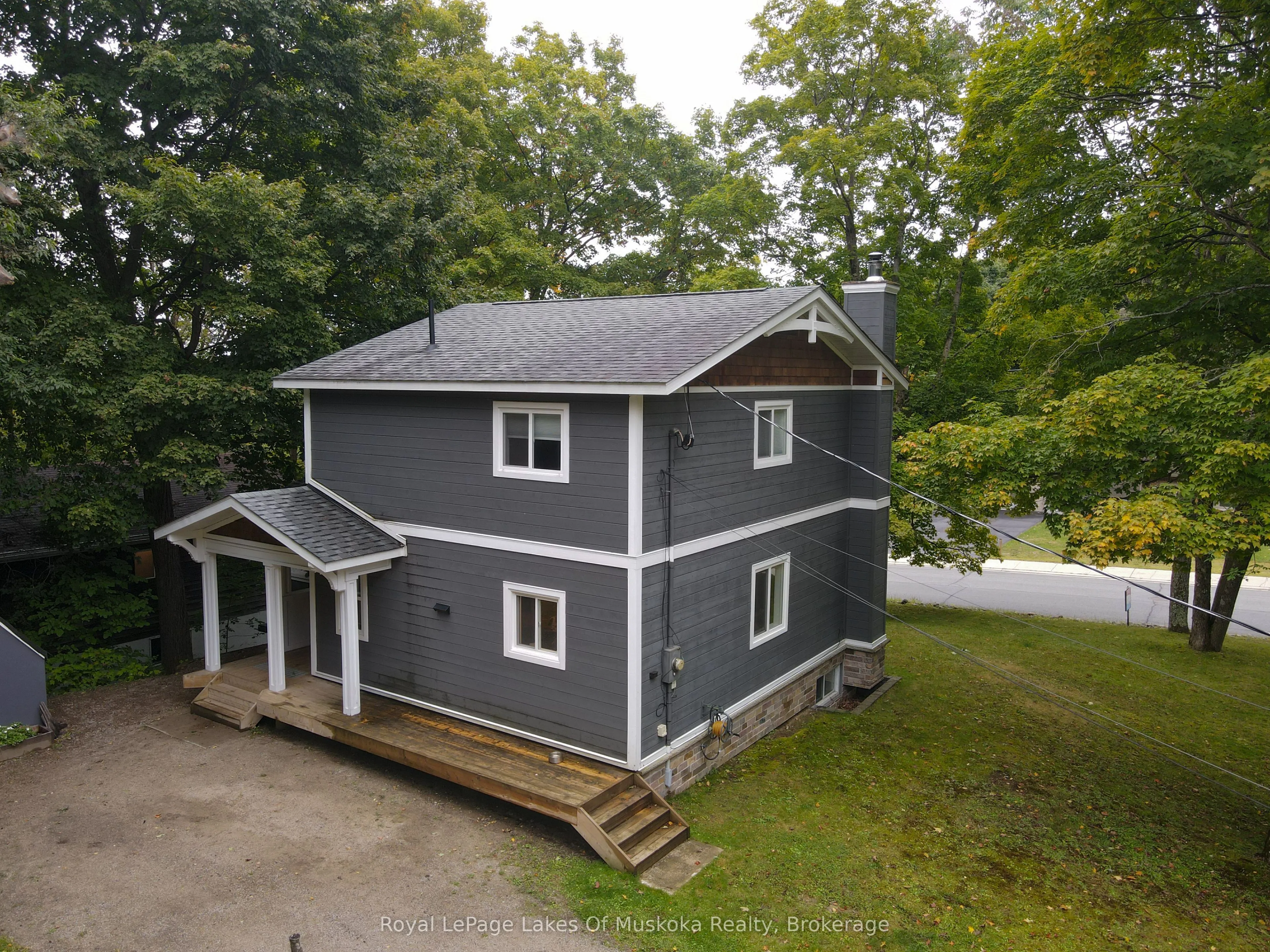 38 Florence Street W