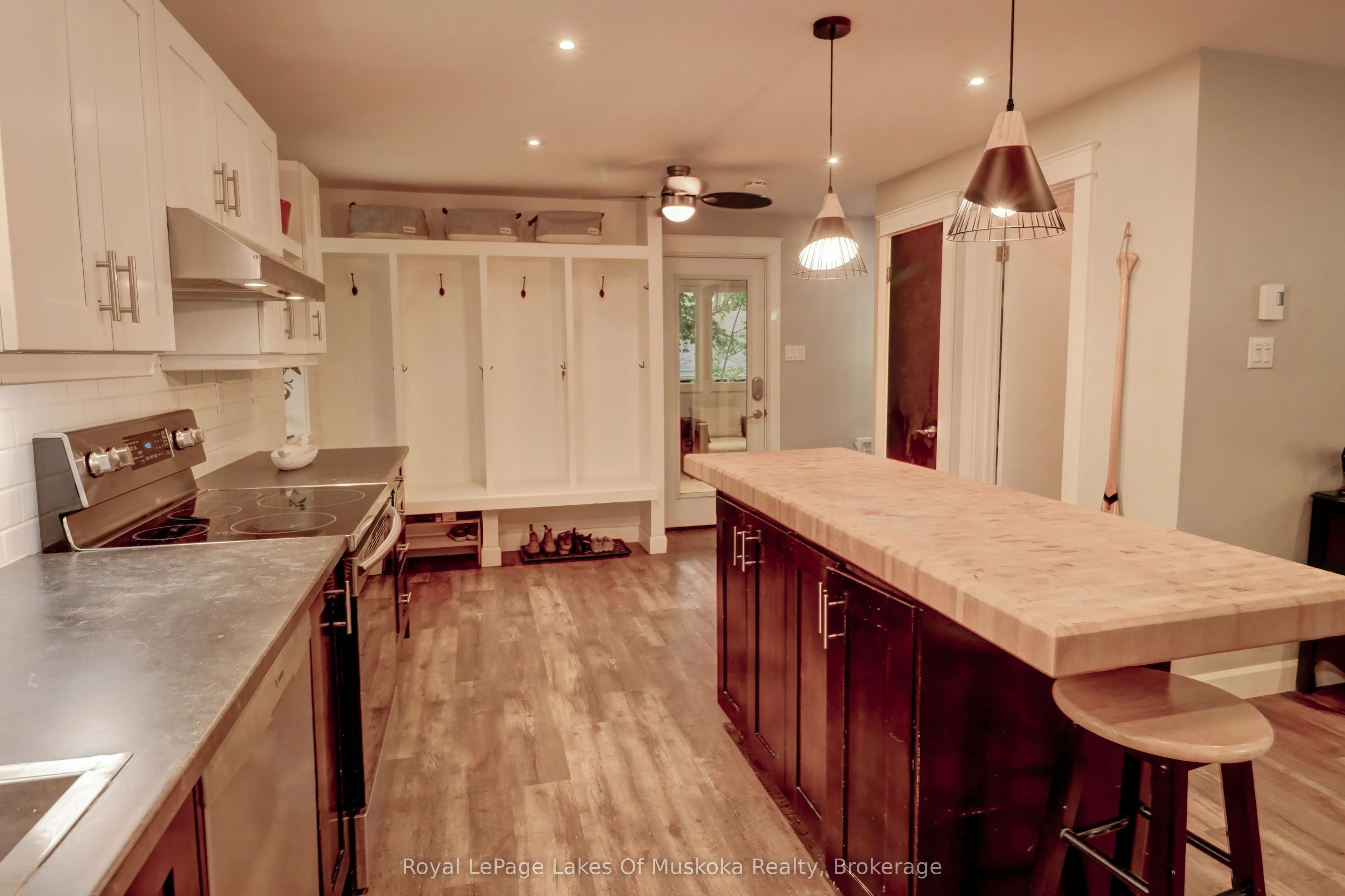 38 Florence Street W