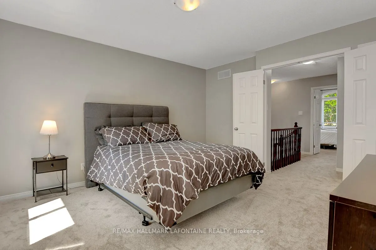 446 Lawler Crescent
