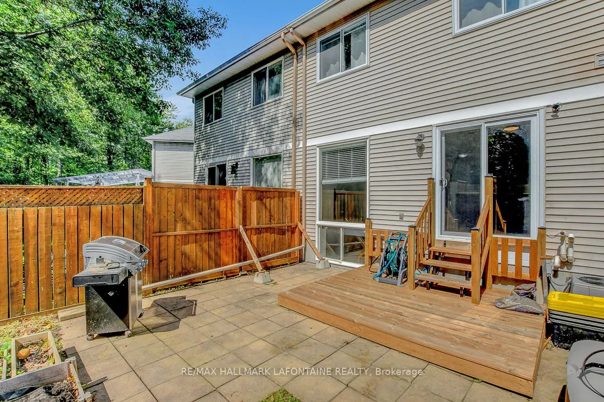 446 Lawler Crescent