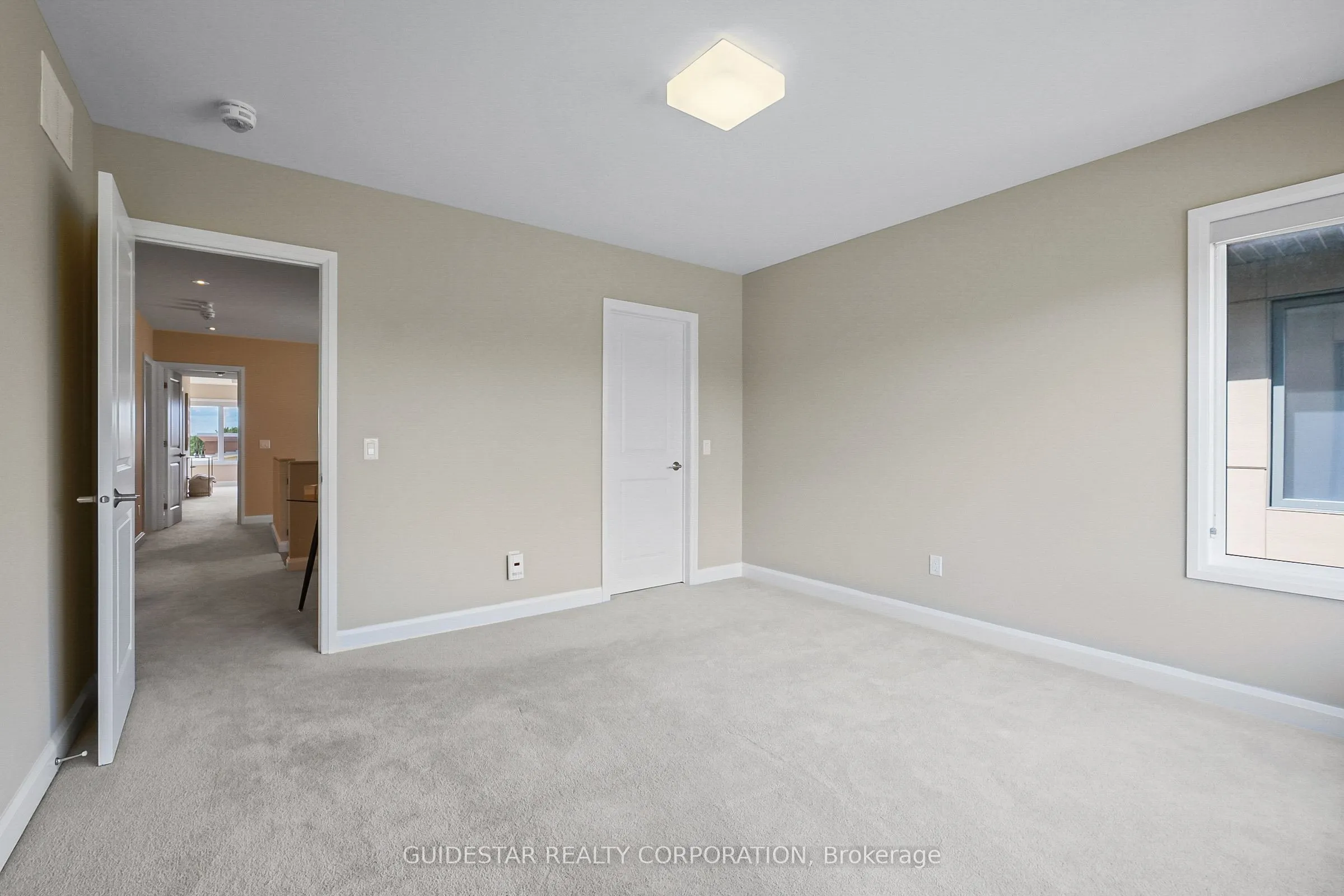 620 Bridleglen Crescent