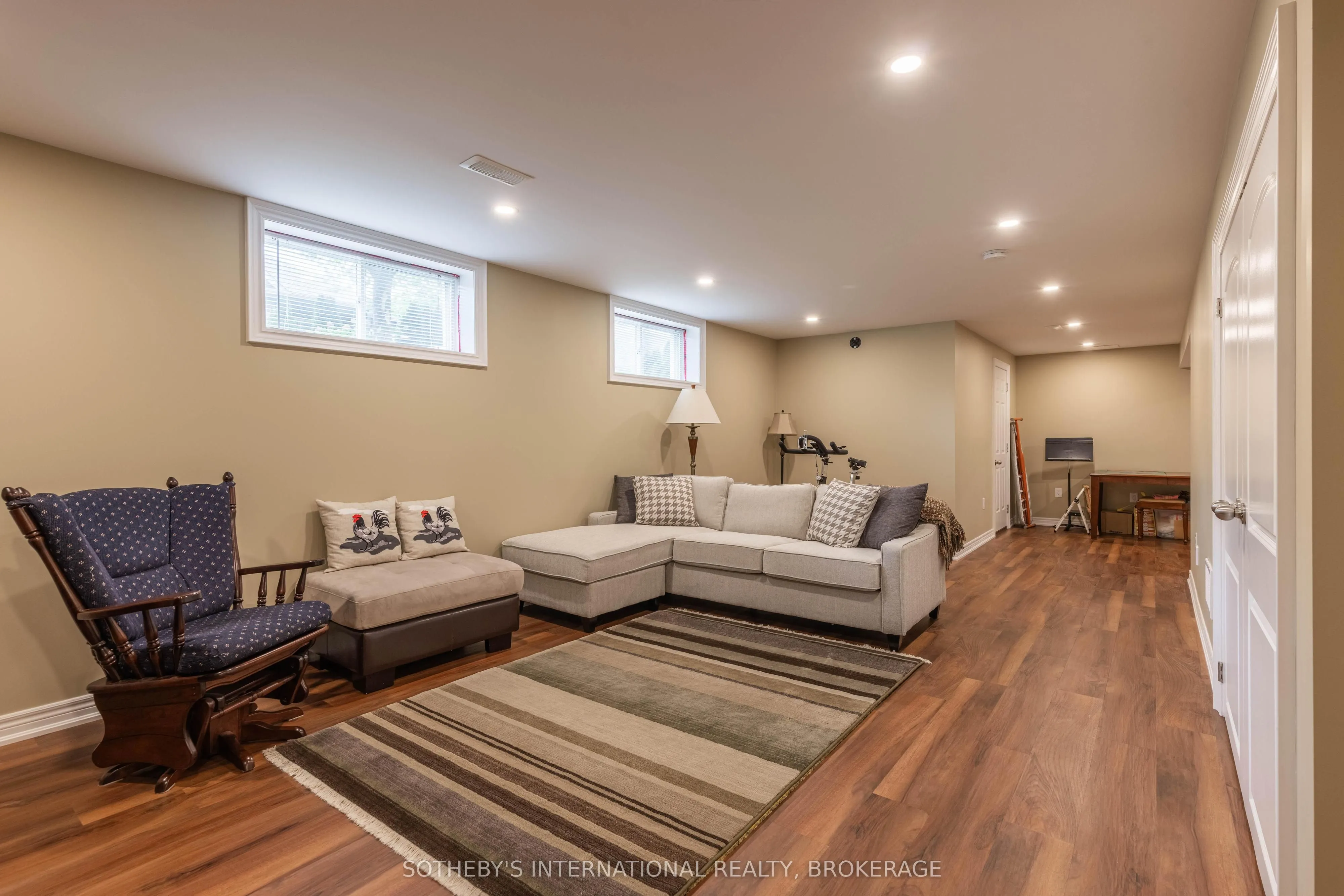 6334 Desanka Avenue, #24