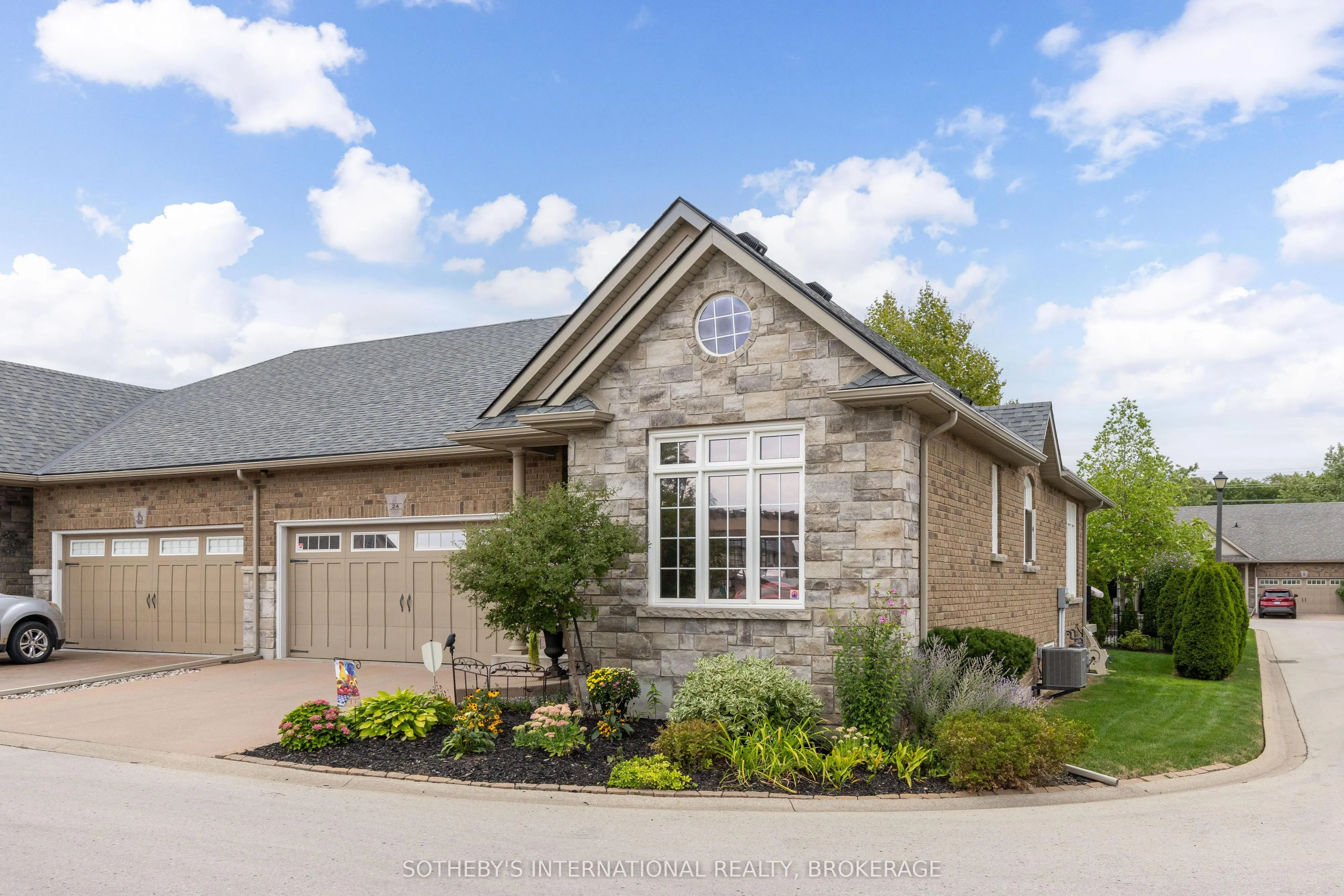 6334 Desanka Avenue, #24