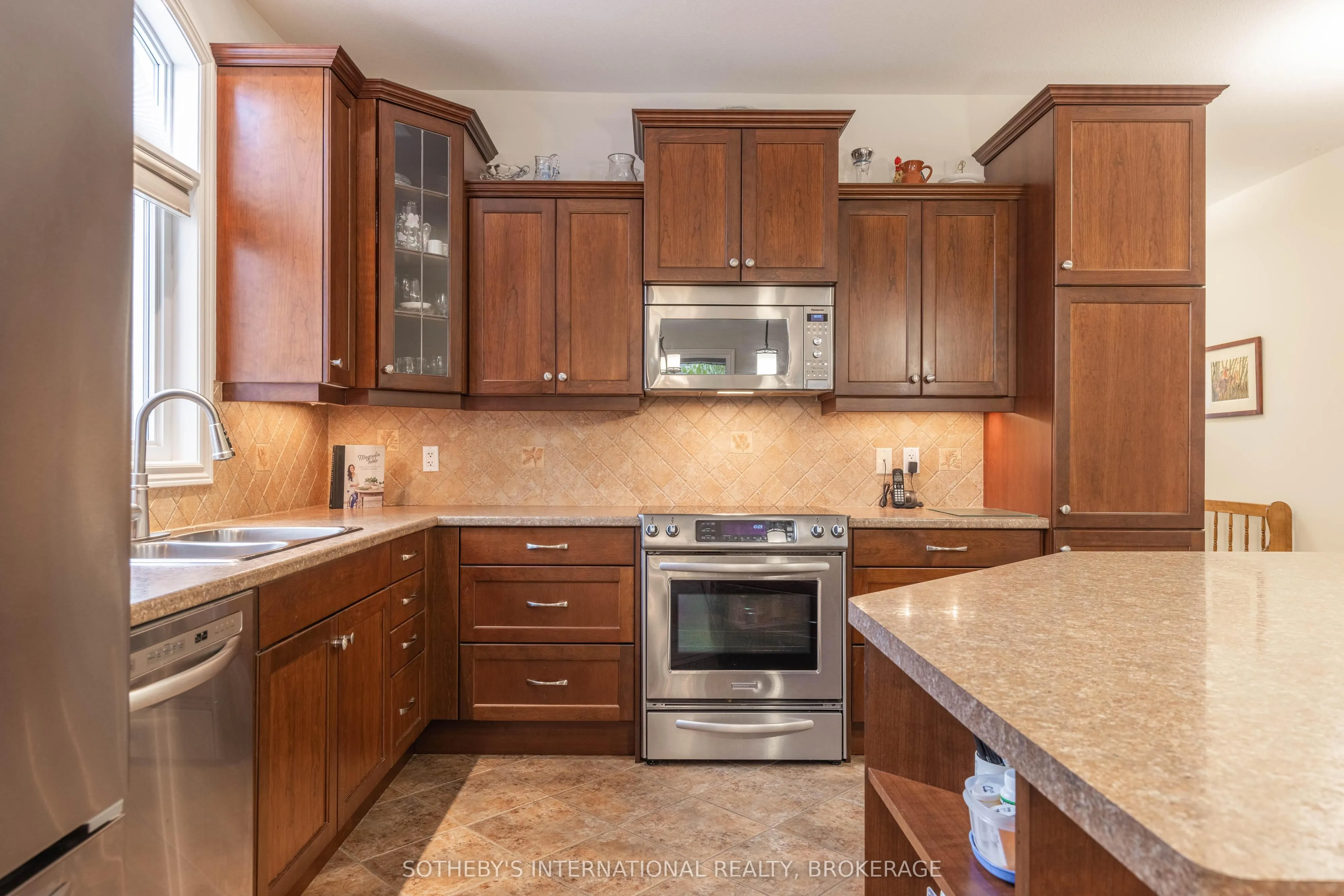 6334 Desanka Avenue, #24