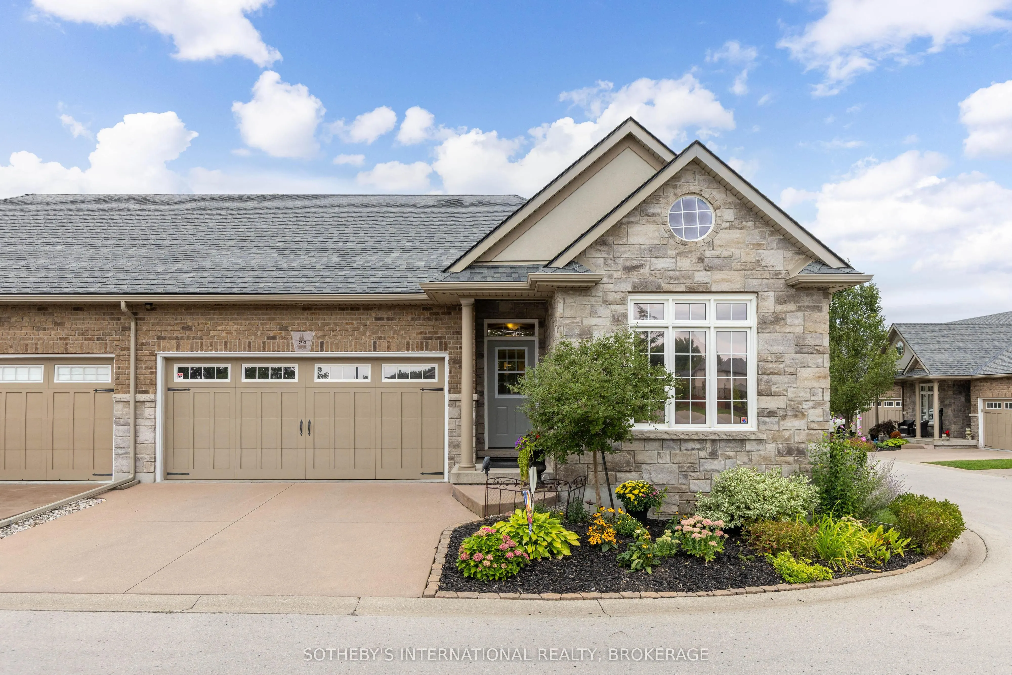 6334 Desanka Avenue, #24