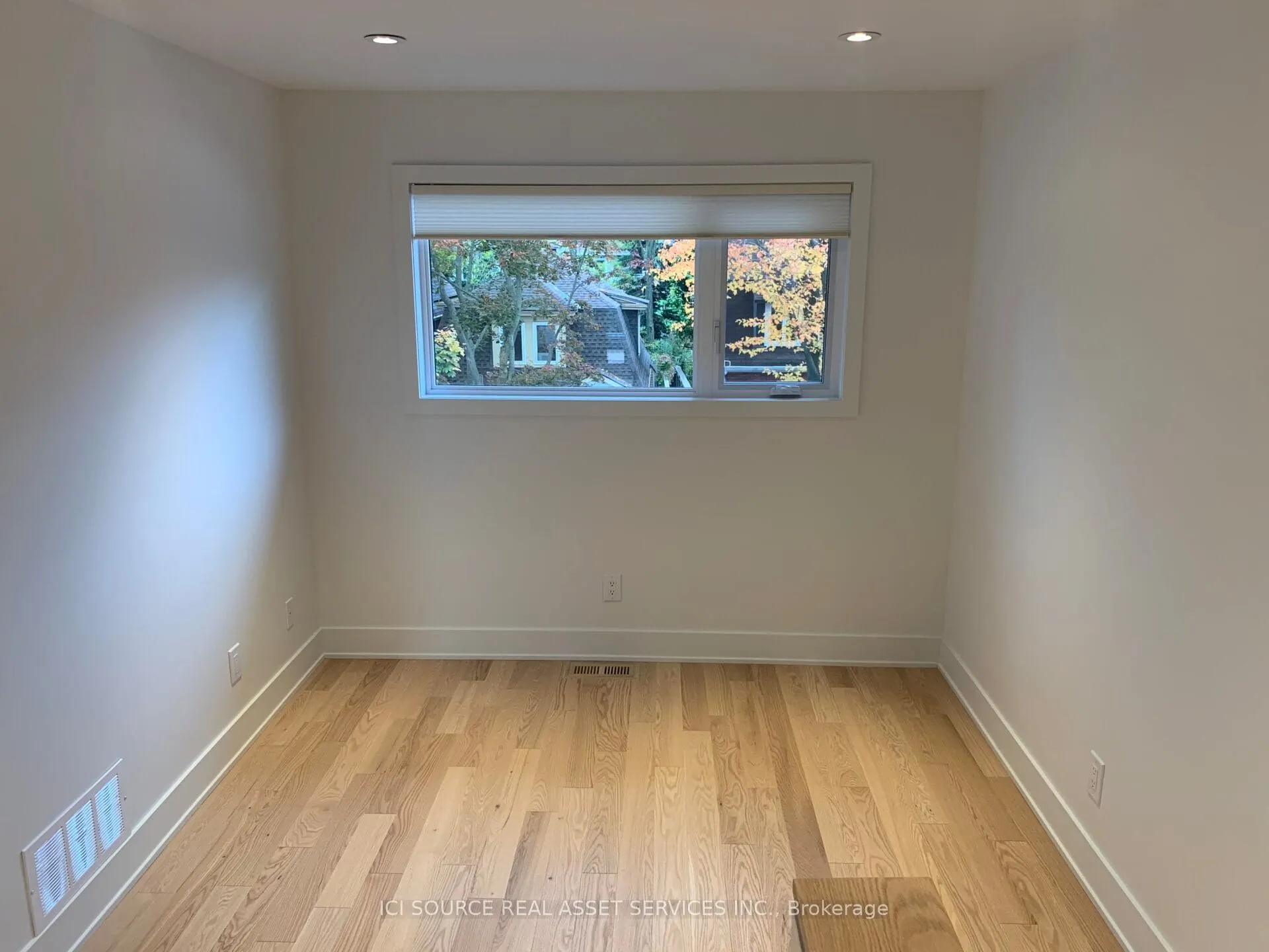 9B Fairbairn Street