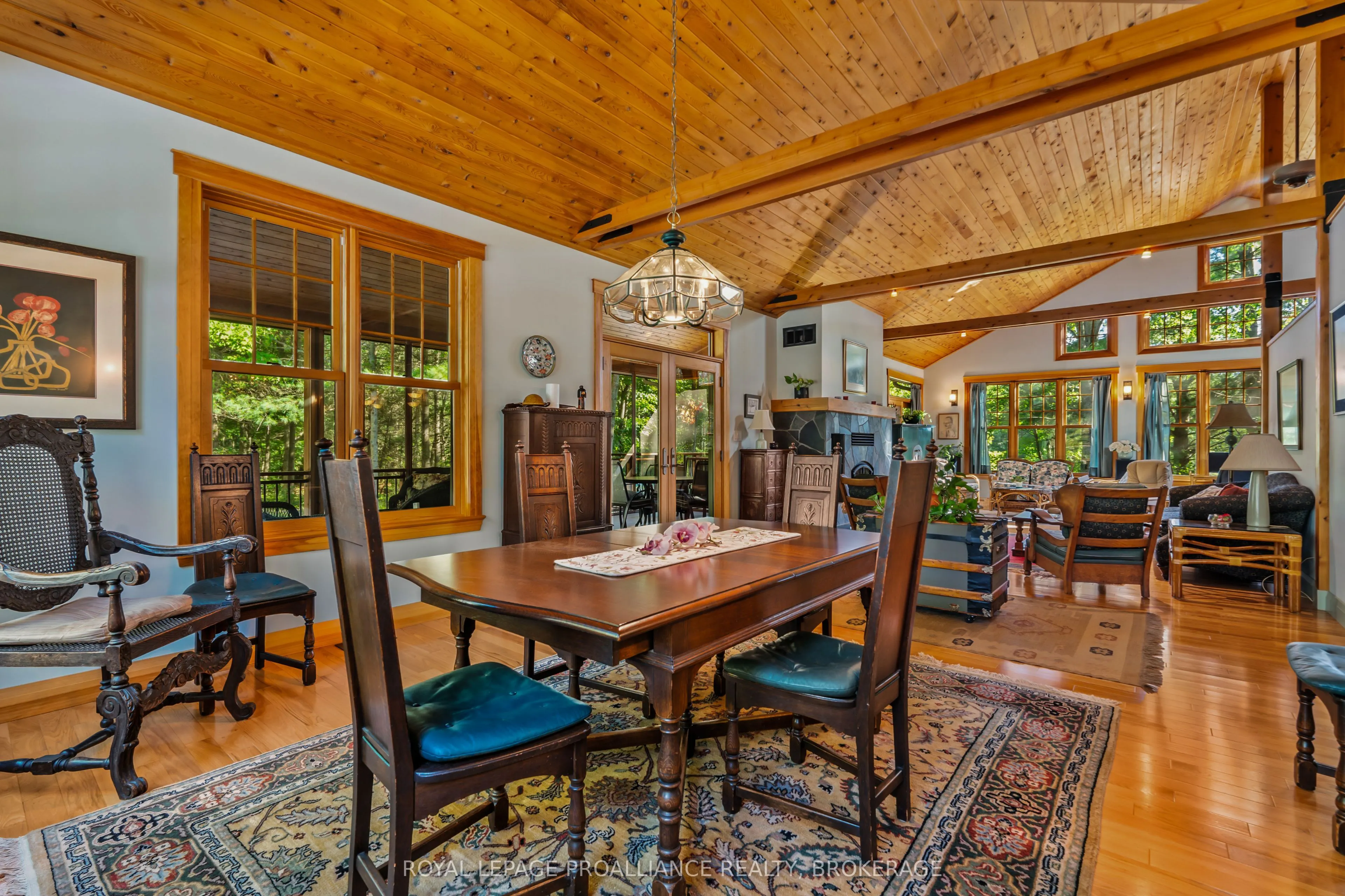 216 Tumbledown Road