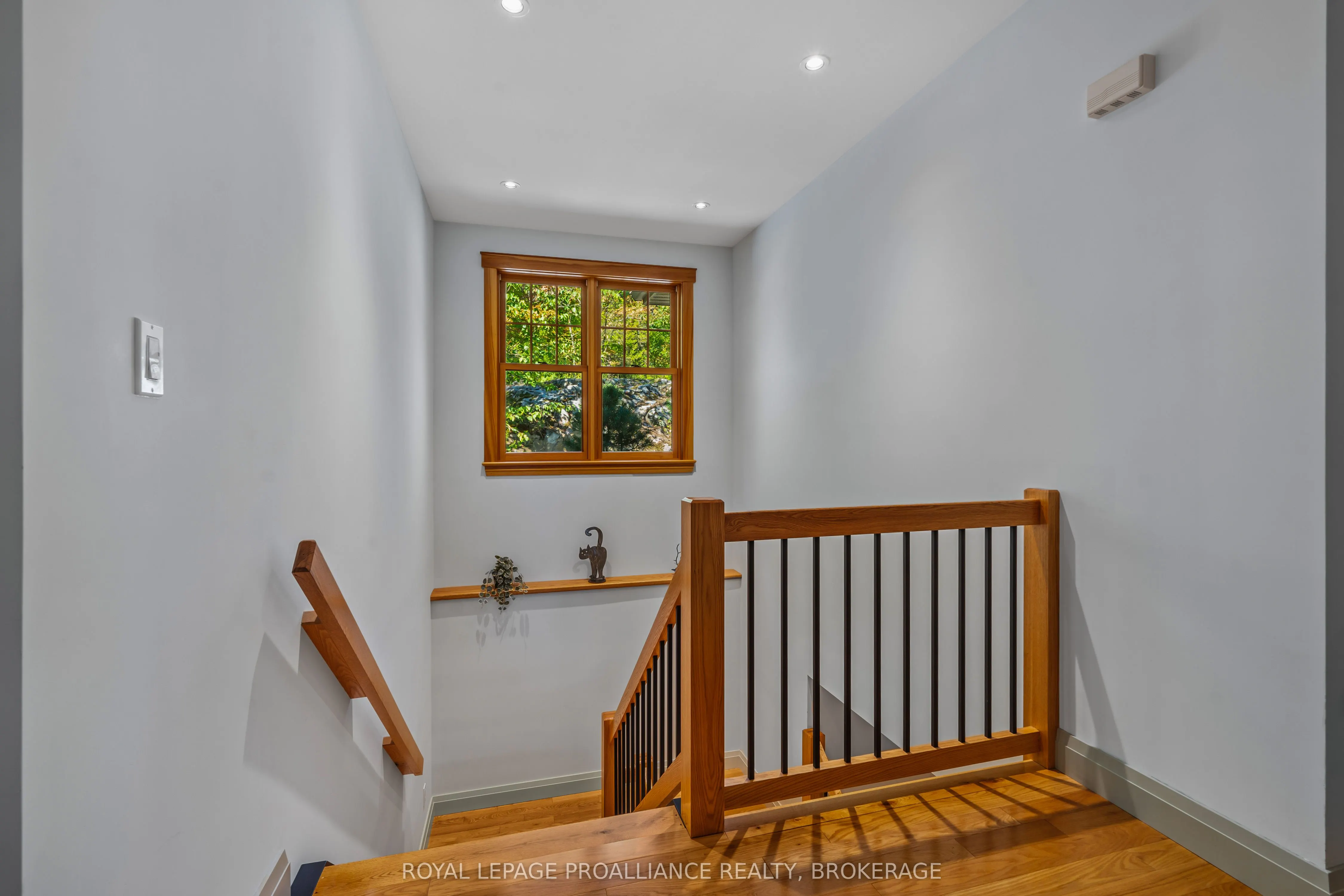 216 Tumbledown Road