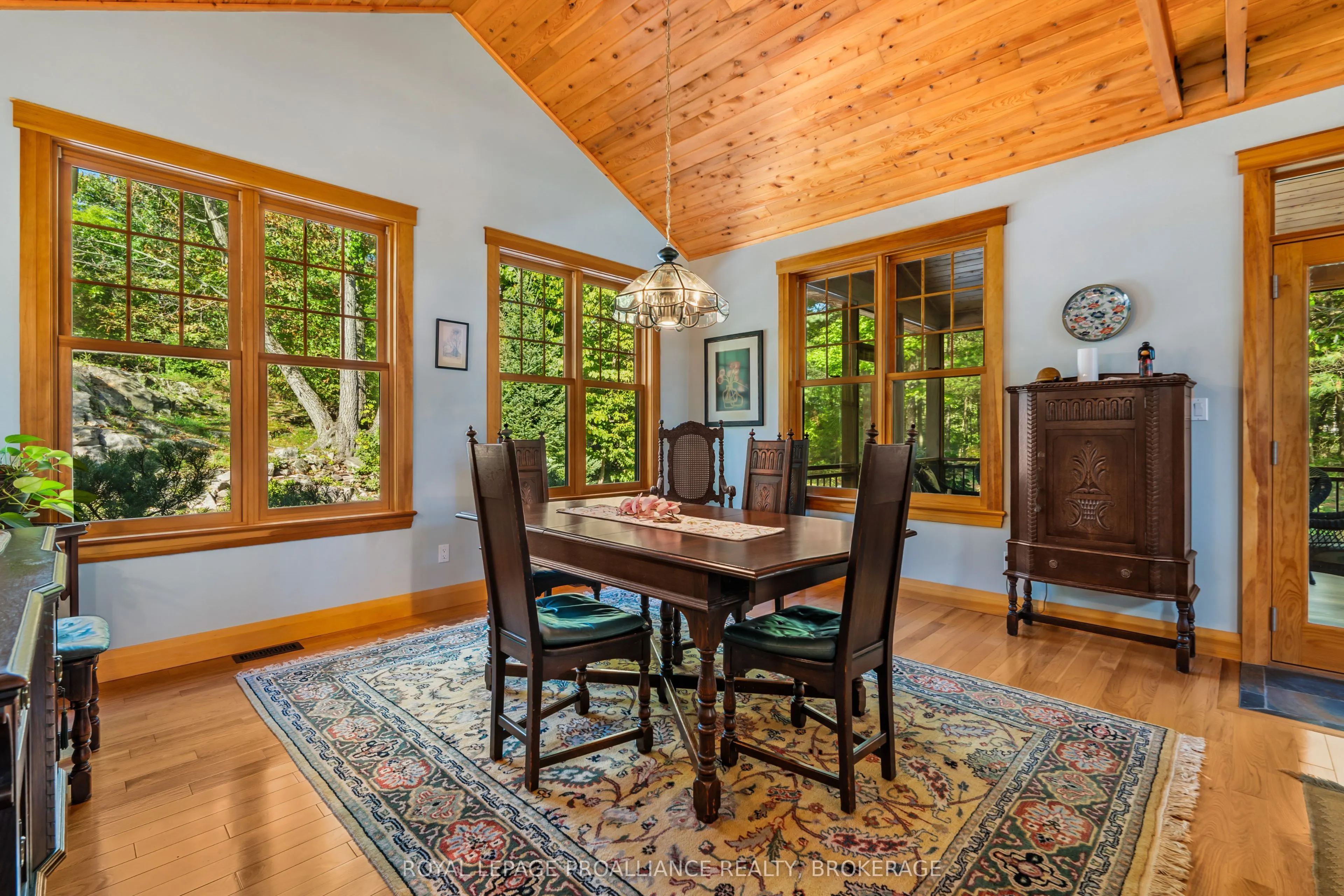216 Tumbledown Road