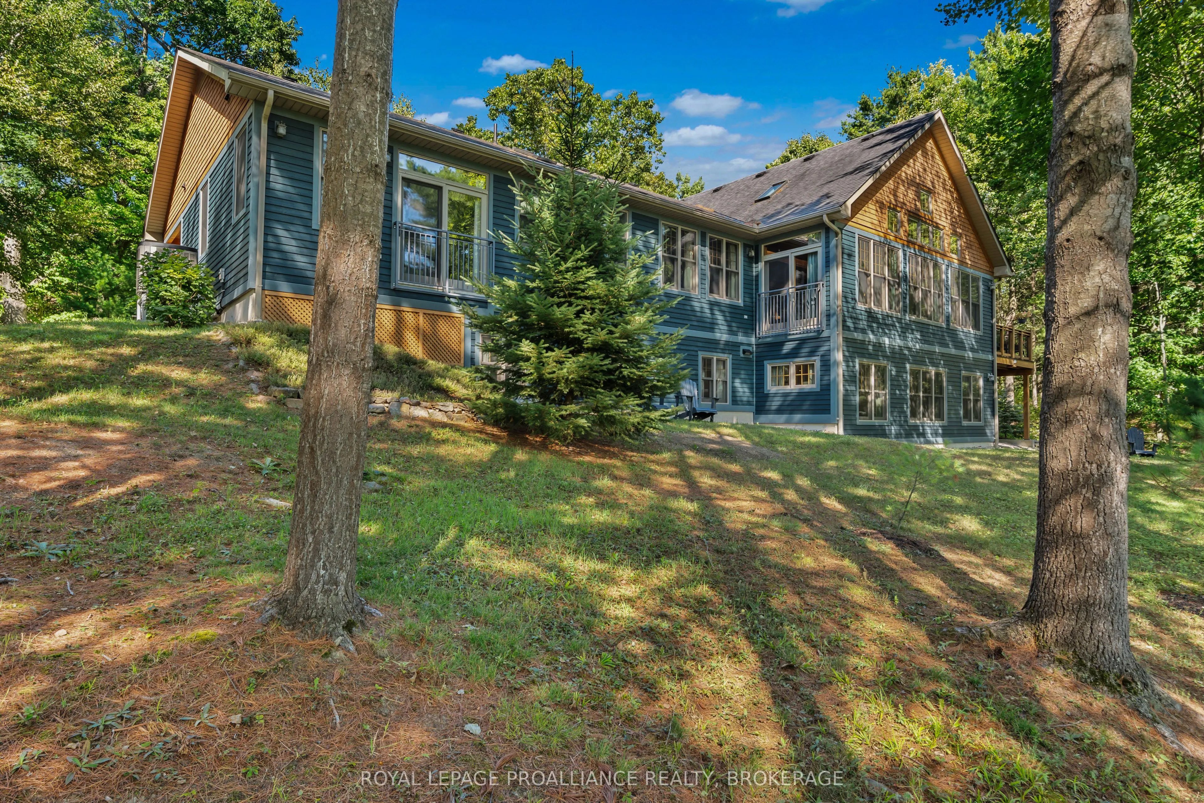 216 Tumbledown Road