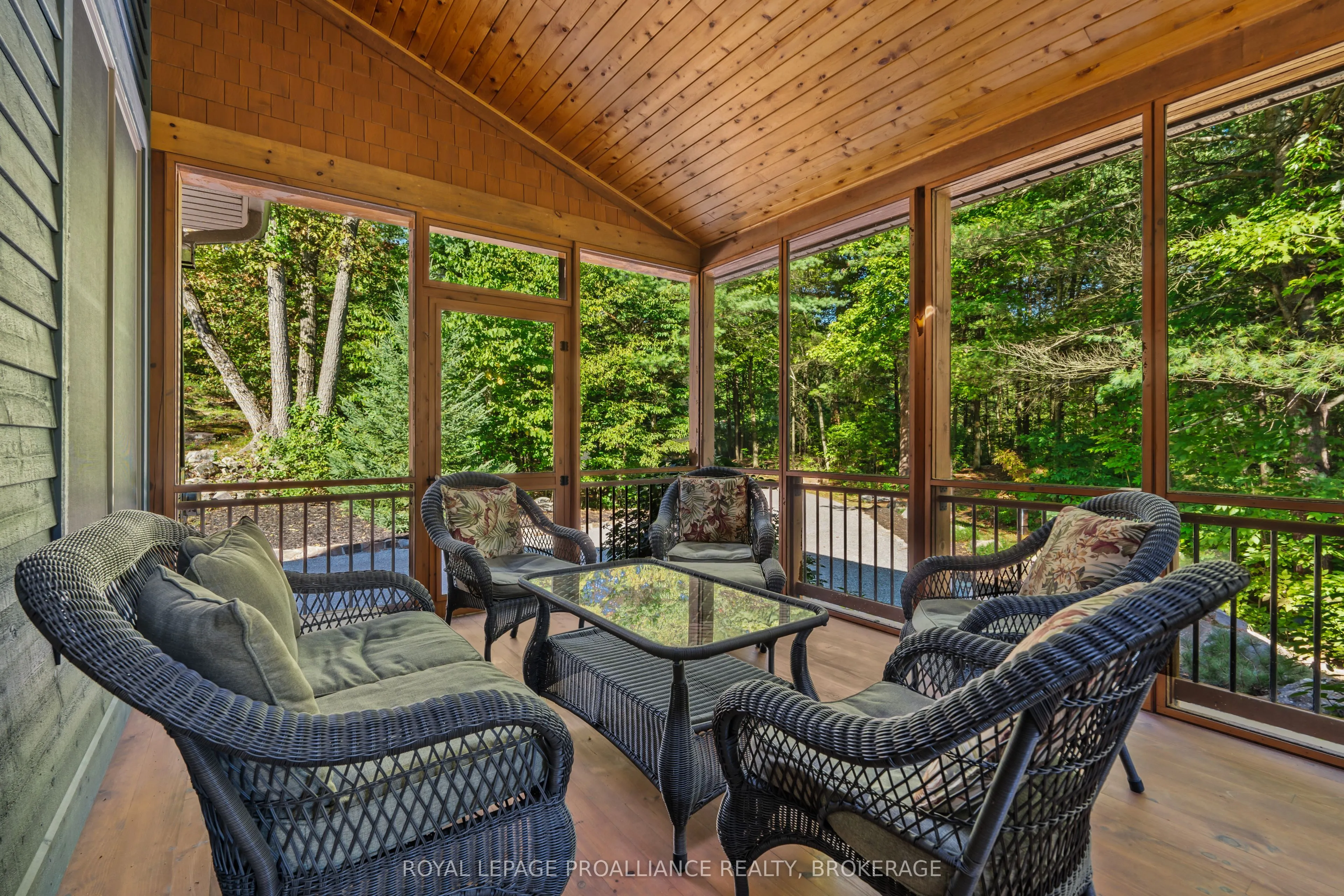 216 Tumbledown Road