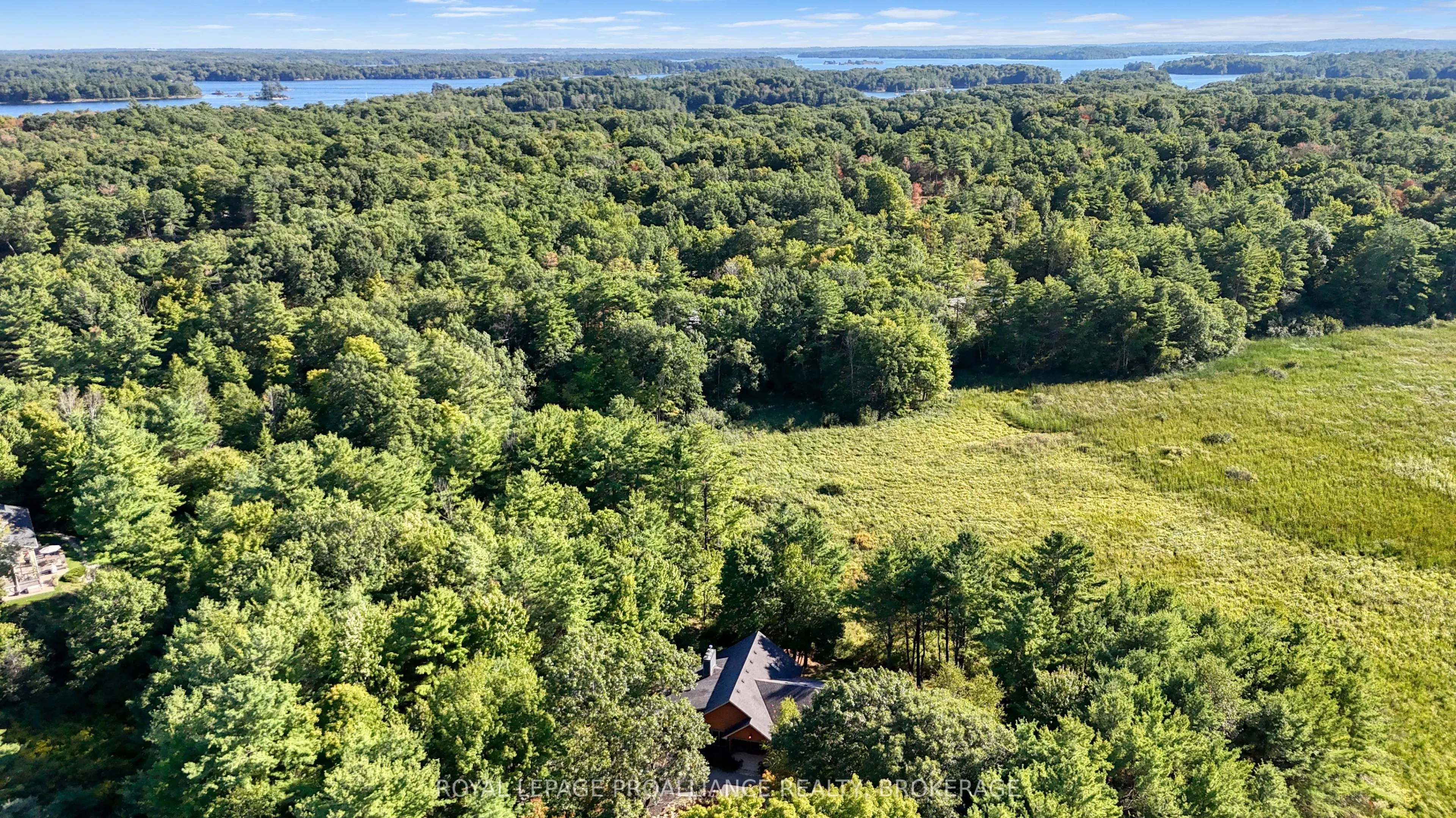 216 Tumbledown Road