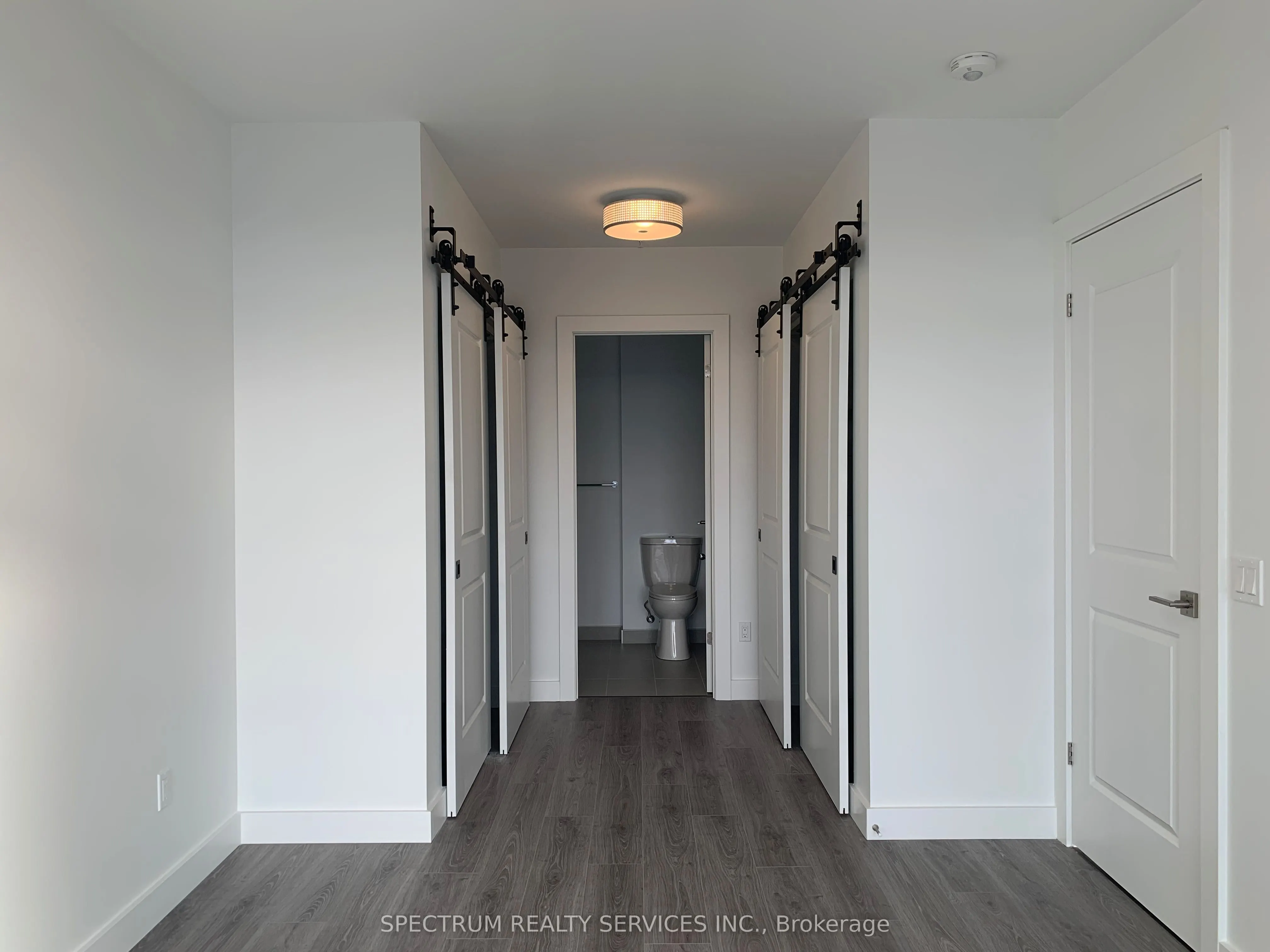 15 Glebe Street, #910