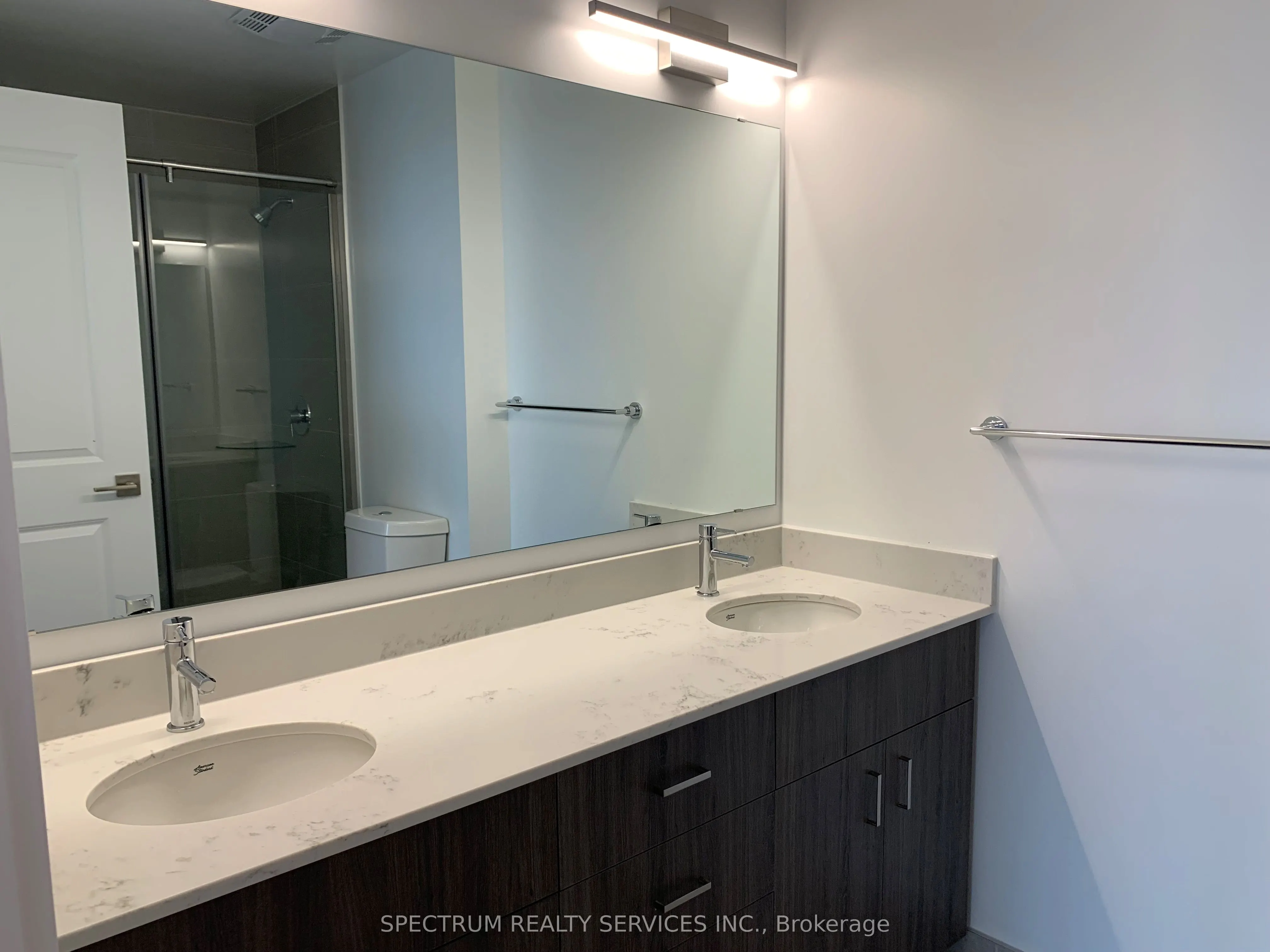 15 Glebe Street, #910