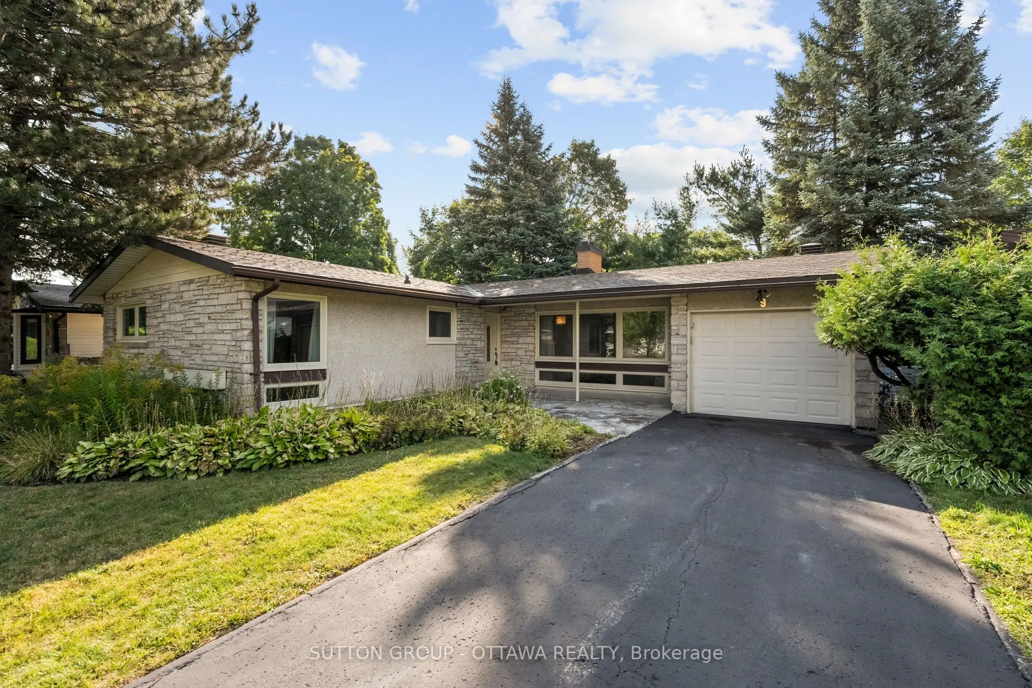 9 Cleadon Drive