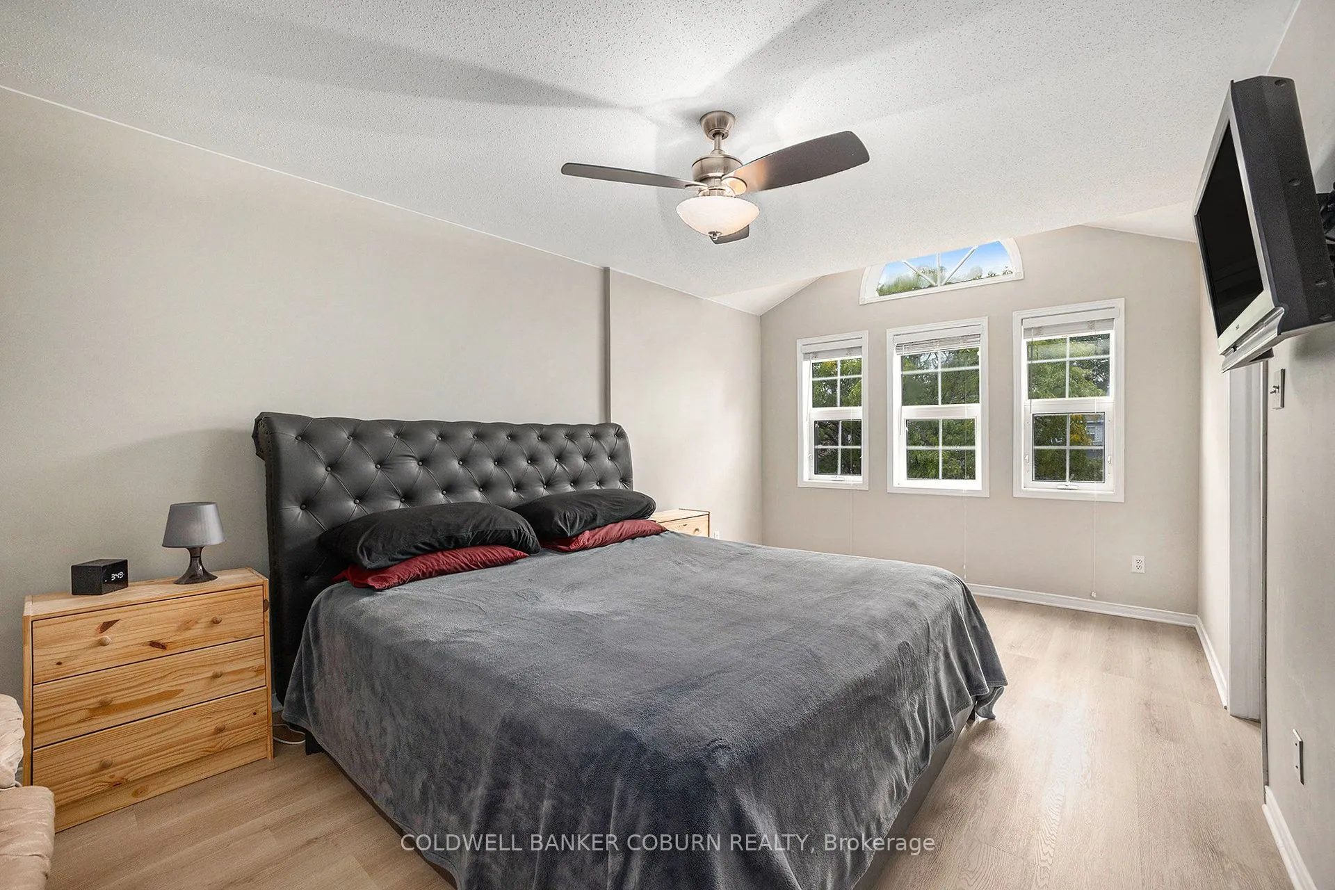 52 Blackdome Crescent