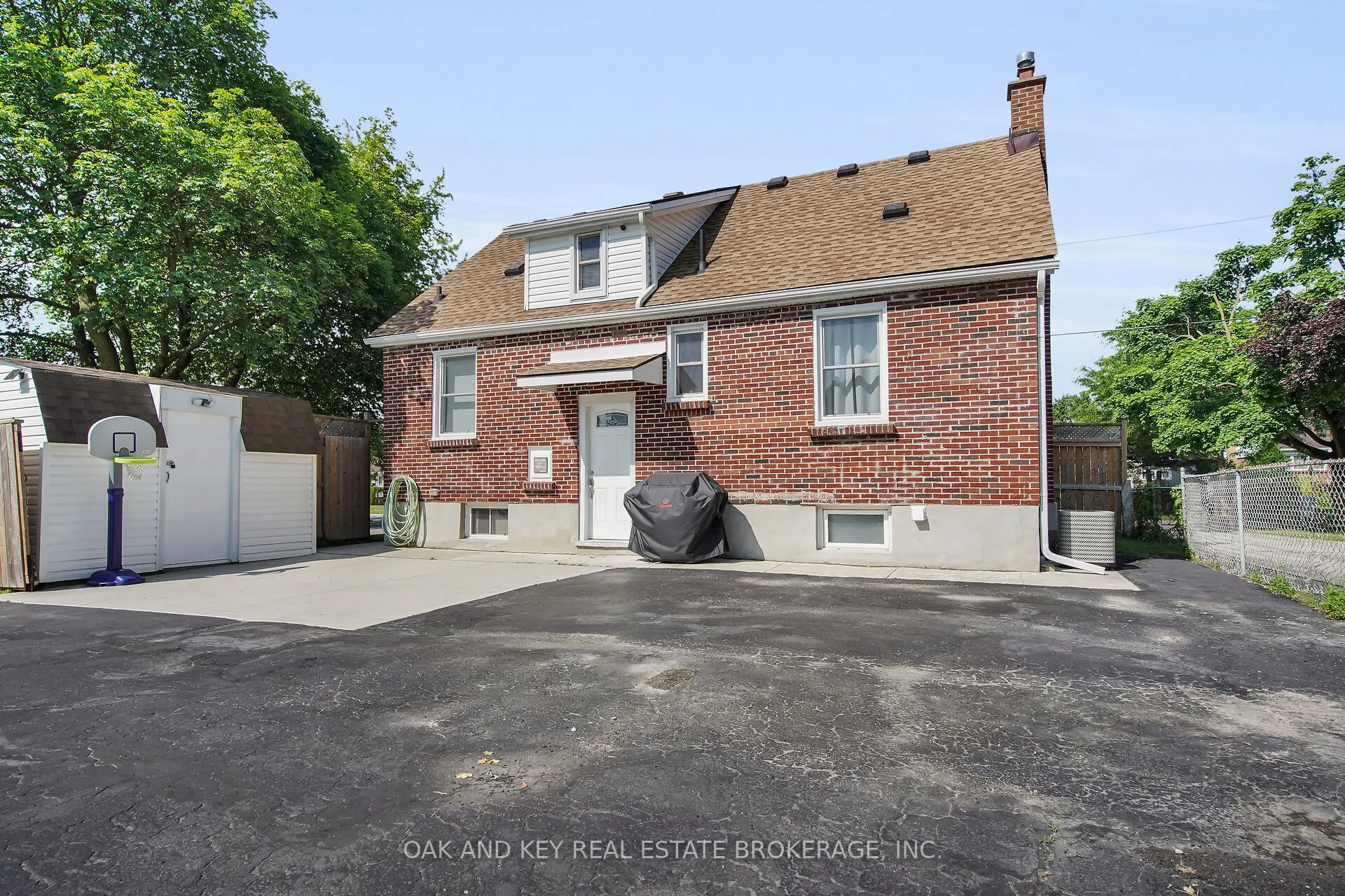 216 Vancouver Street