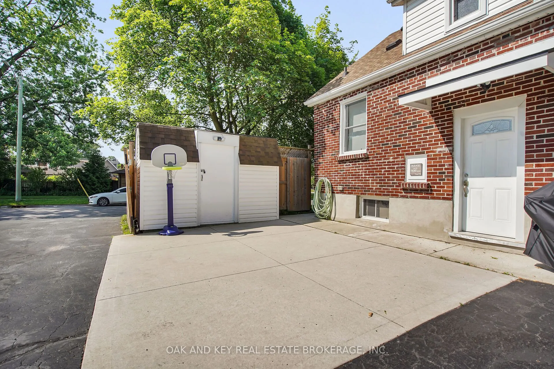 216 Vancouver Street
