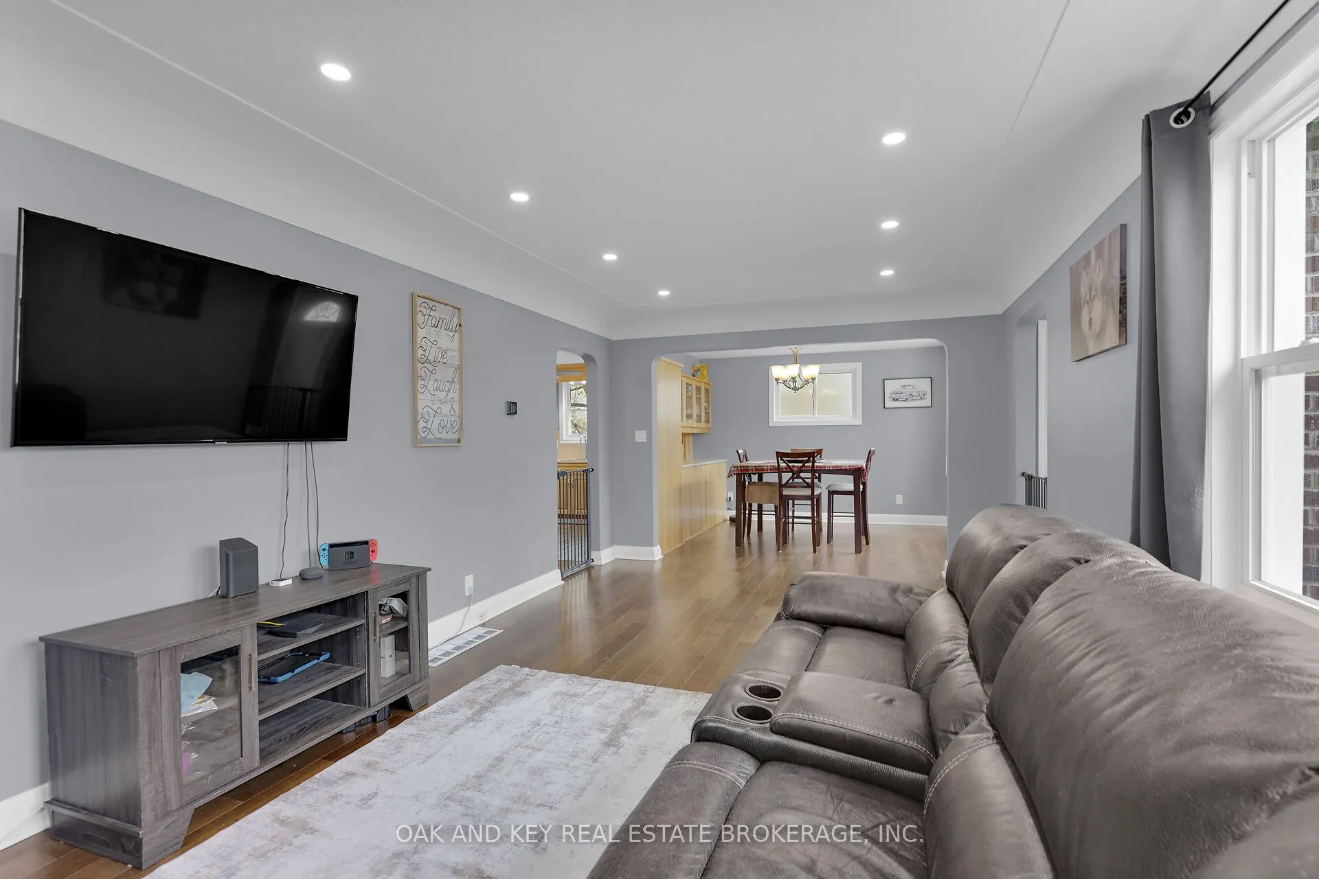 216 Vancouver Street