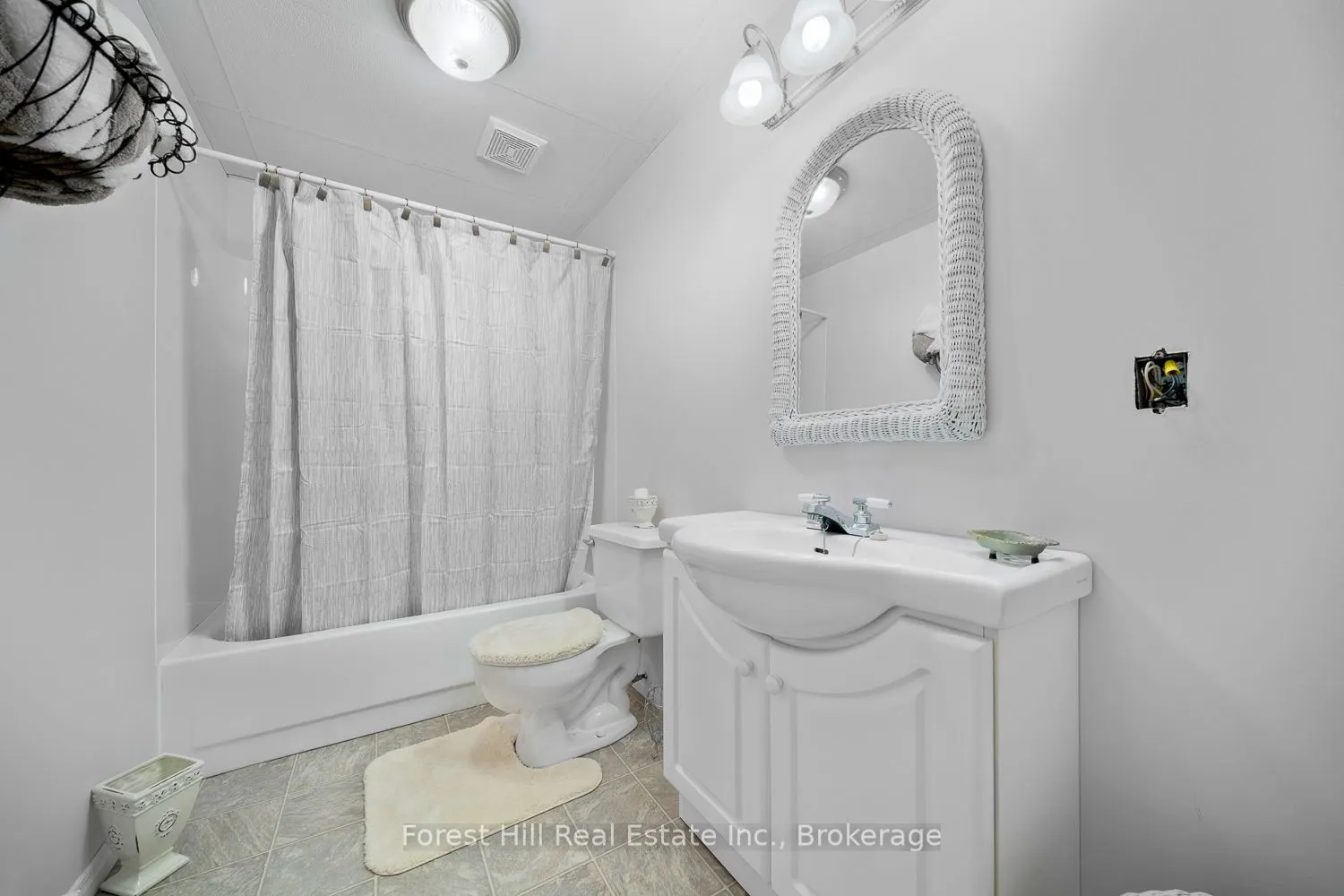17 Skerryvore Circle