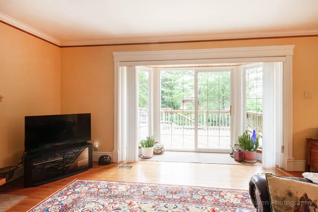 25 BLOOMFIELD Drive