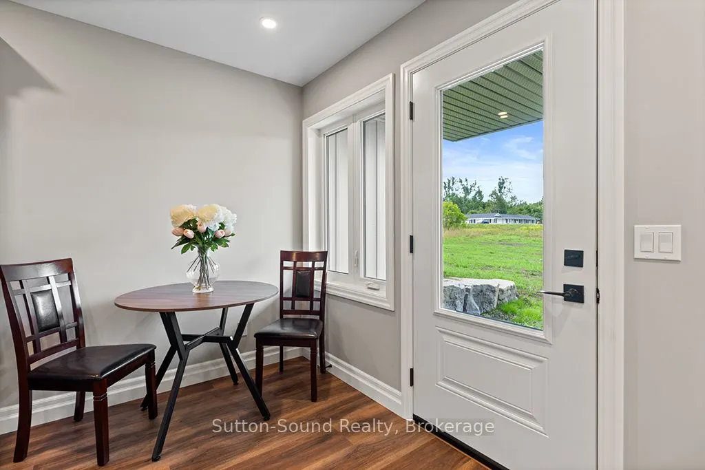 18 Maple Golf Crescent, #3