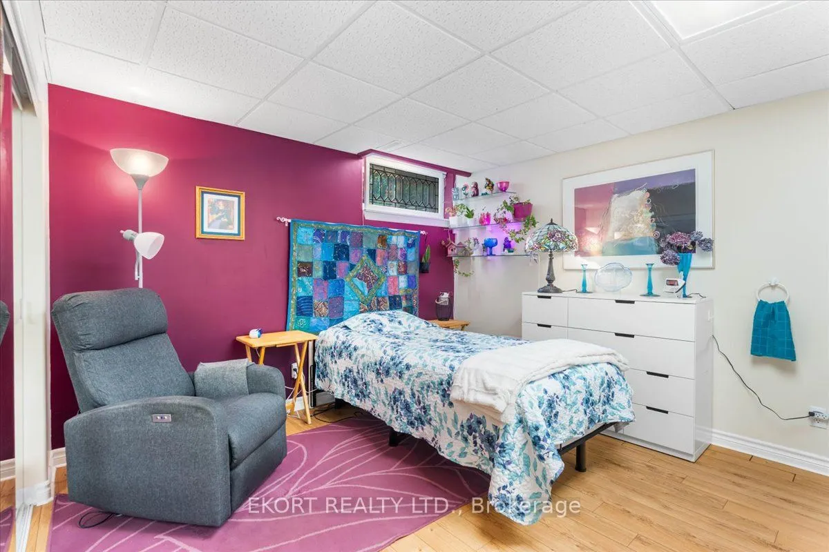 22 Linden Lane