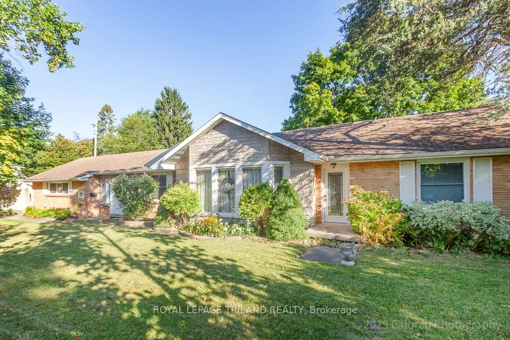 749 COMMISSIONERS Road W