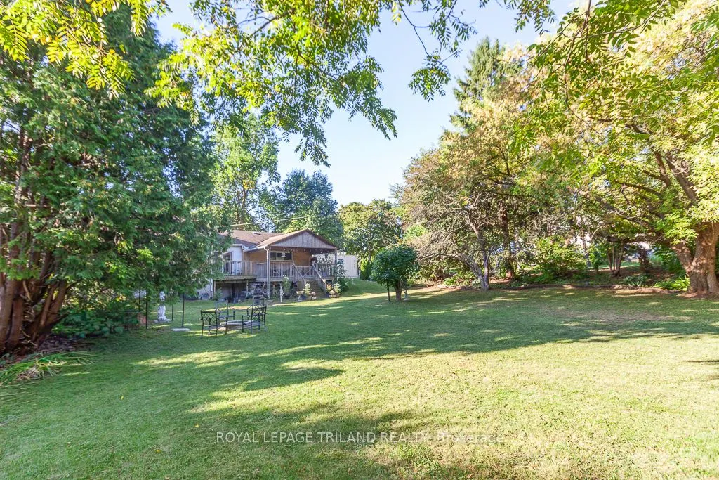 749 COMMISSIONERS Road W
