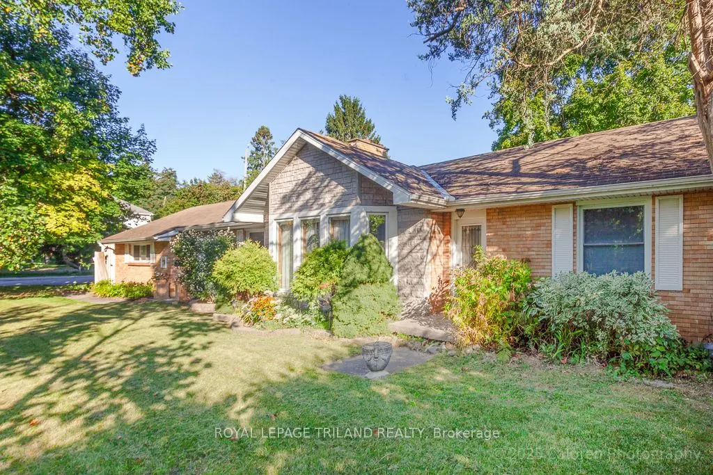 749 COMMISSIONERS Road W